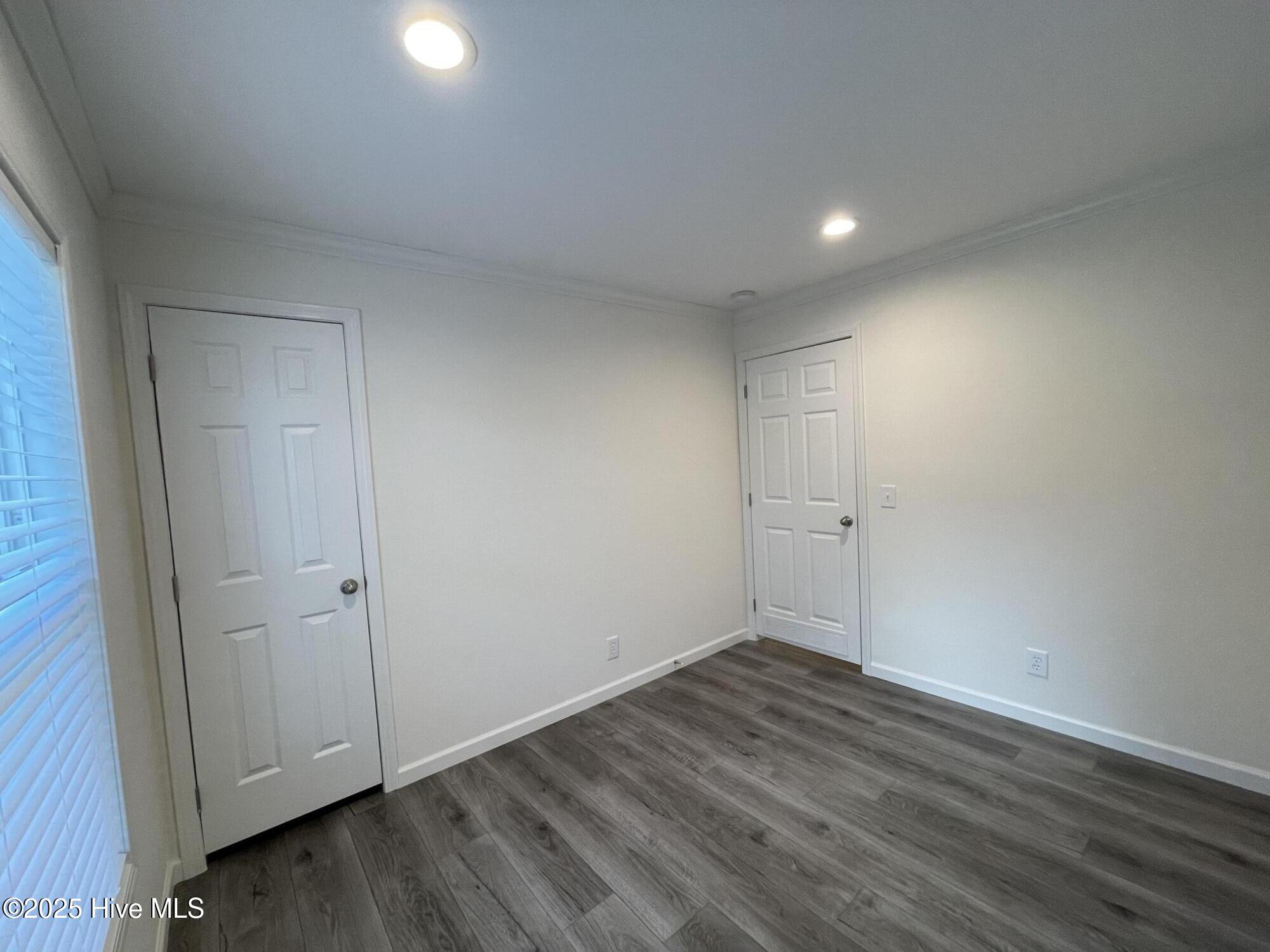 100536186 | Photo 13