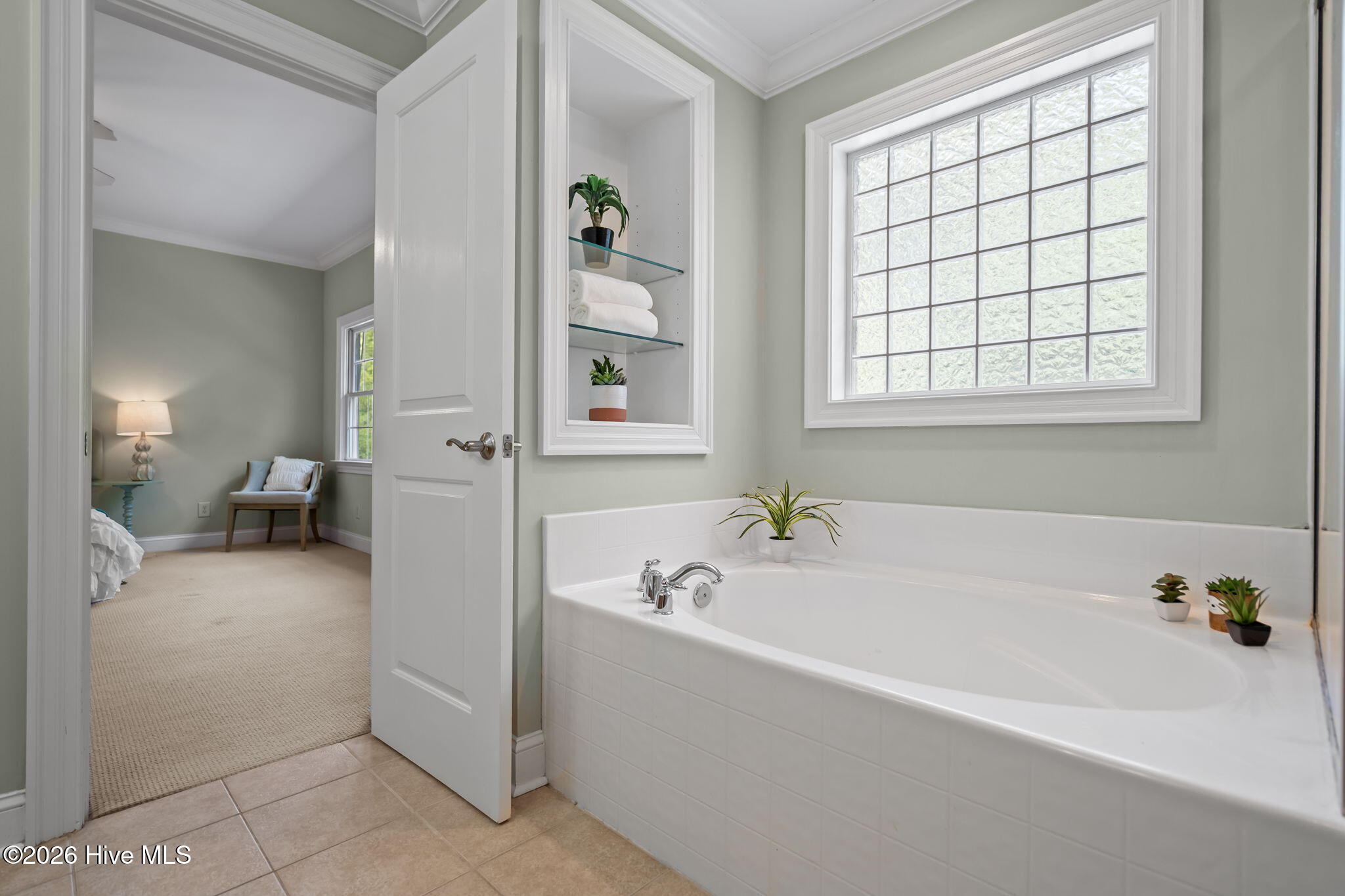 100563251 | Photo 24