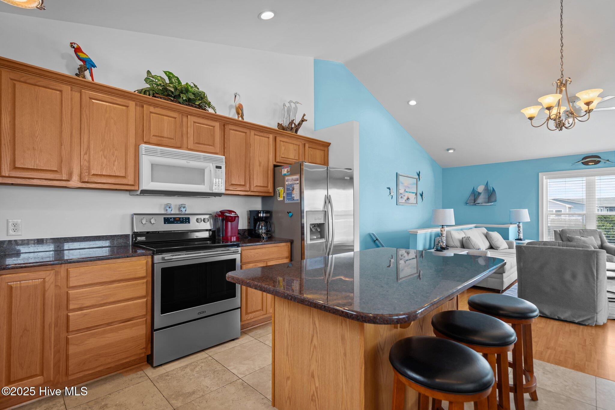 100517725 | Photo 13