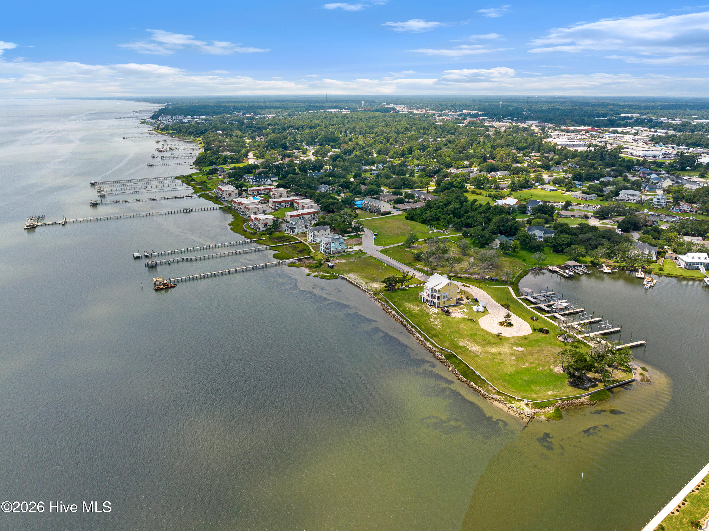 4729 S Shore Drive,Morehead City