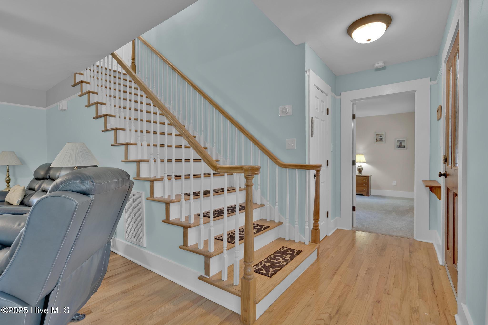 100541095 | Photo 13