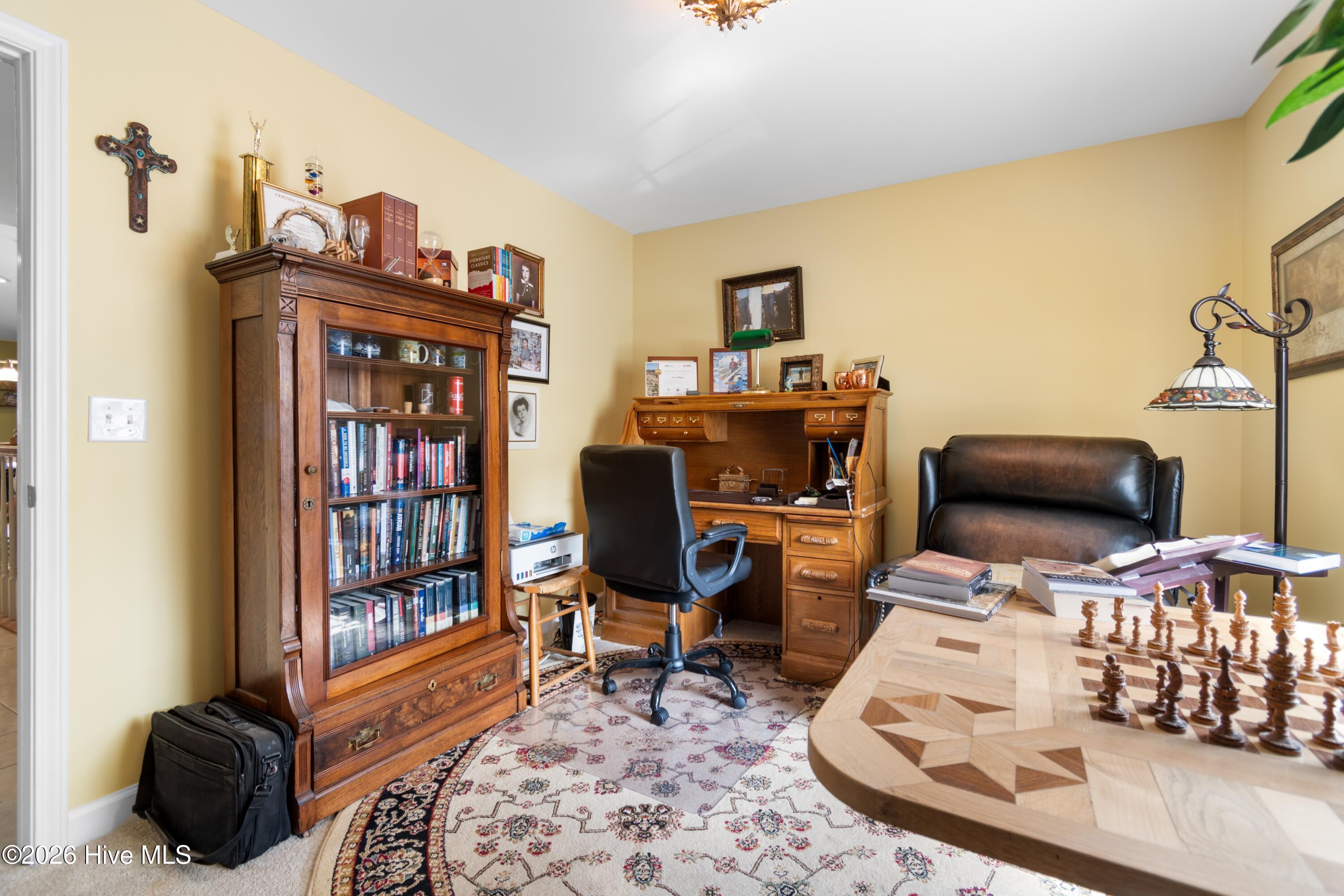 100560403 | Photo 24