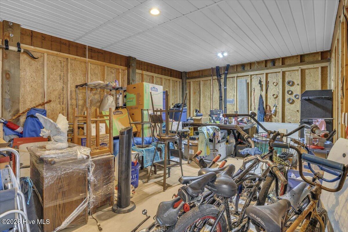 305 Ivy Lane, Carolina Beach, NC, 28428