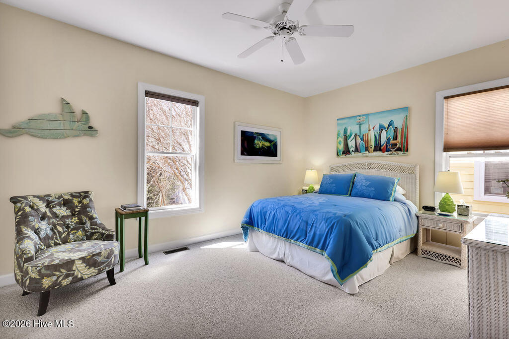 100564963 | Photo 14