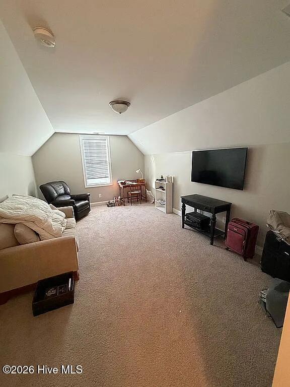 100551229 | Photo 18