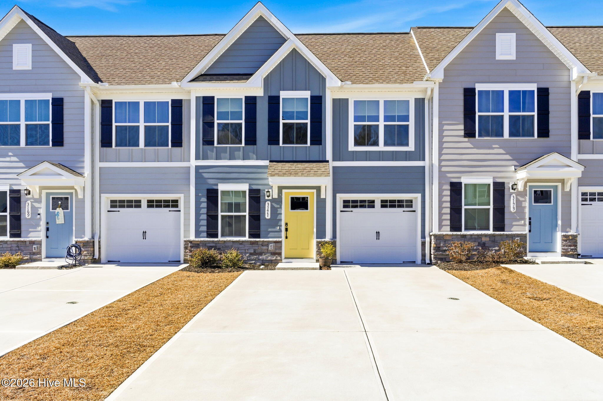 100554684 | Photo 47