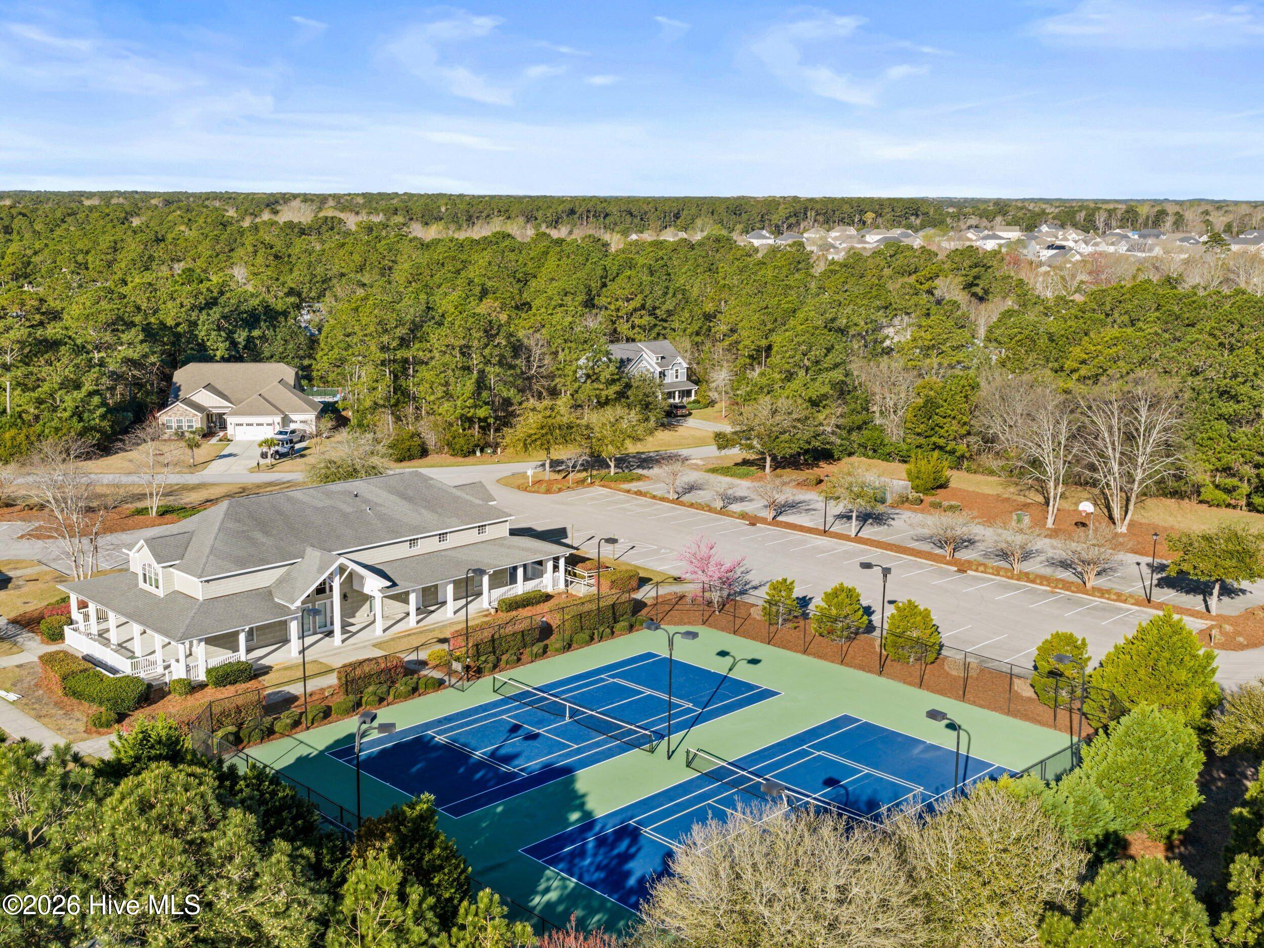 100565919 | Photo 66