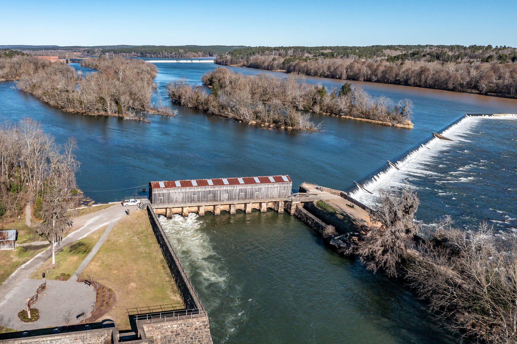 98-web-or-mls-2844 TOWERING OAK DR. DRON