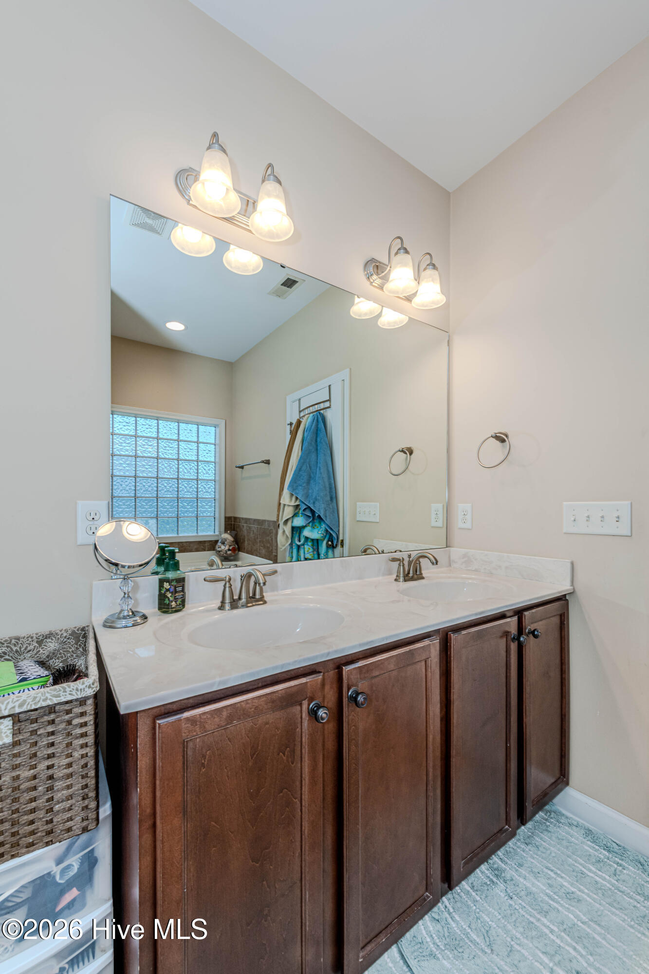 508 Louvre Lane,Jacksonville