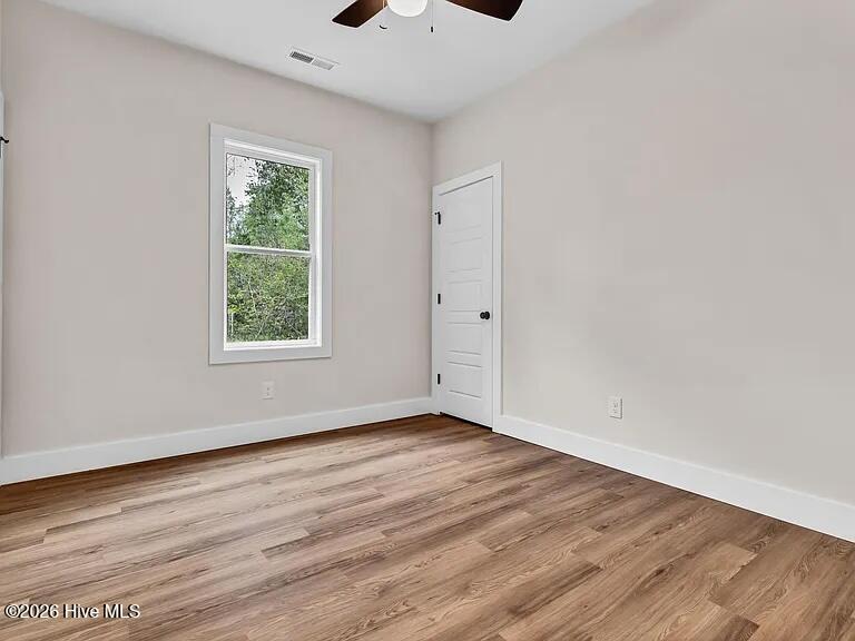 100568663 | Photo 12