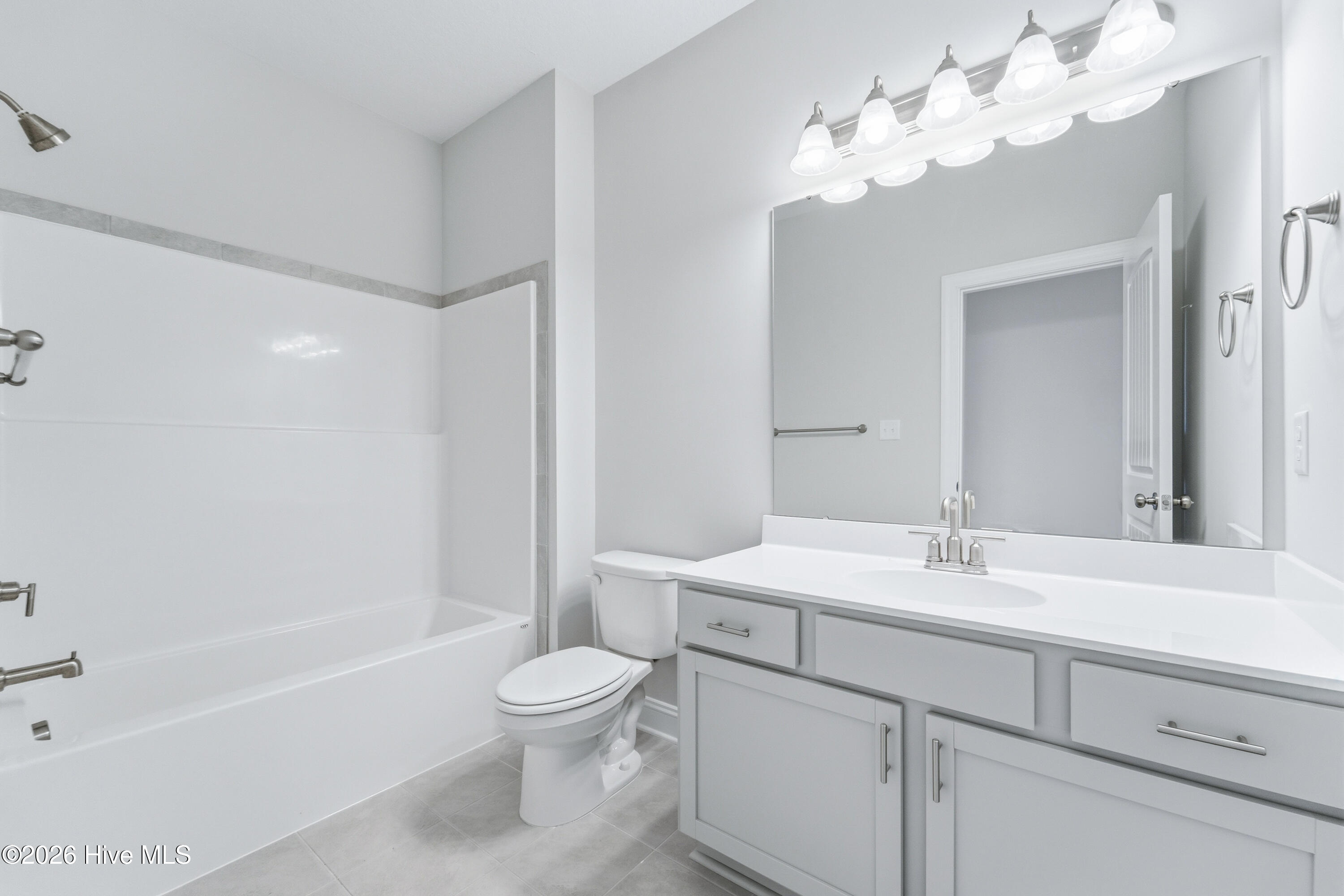 100525562 | Photo 24