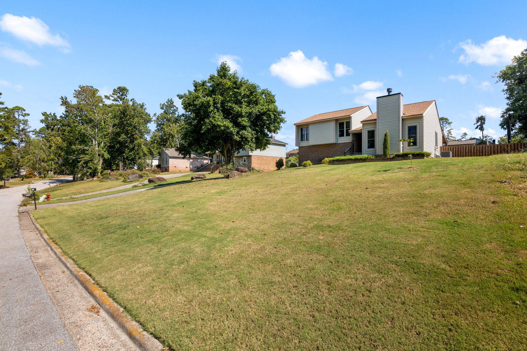 3-web-or-mls-322 Rockdale Road-59