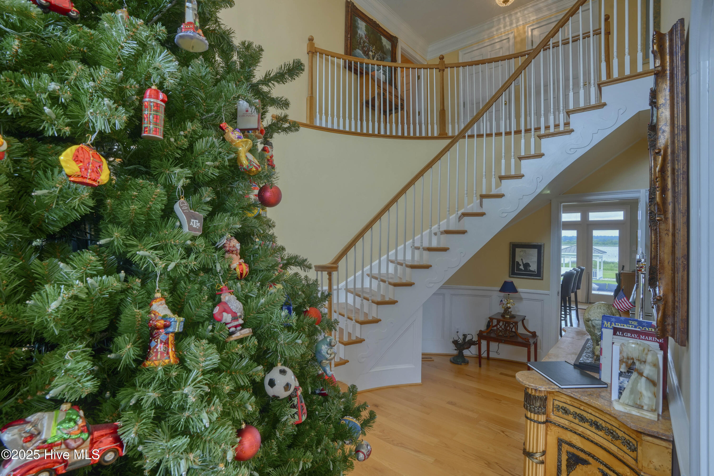 100512986 | Photo 29