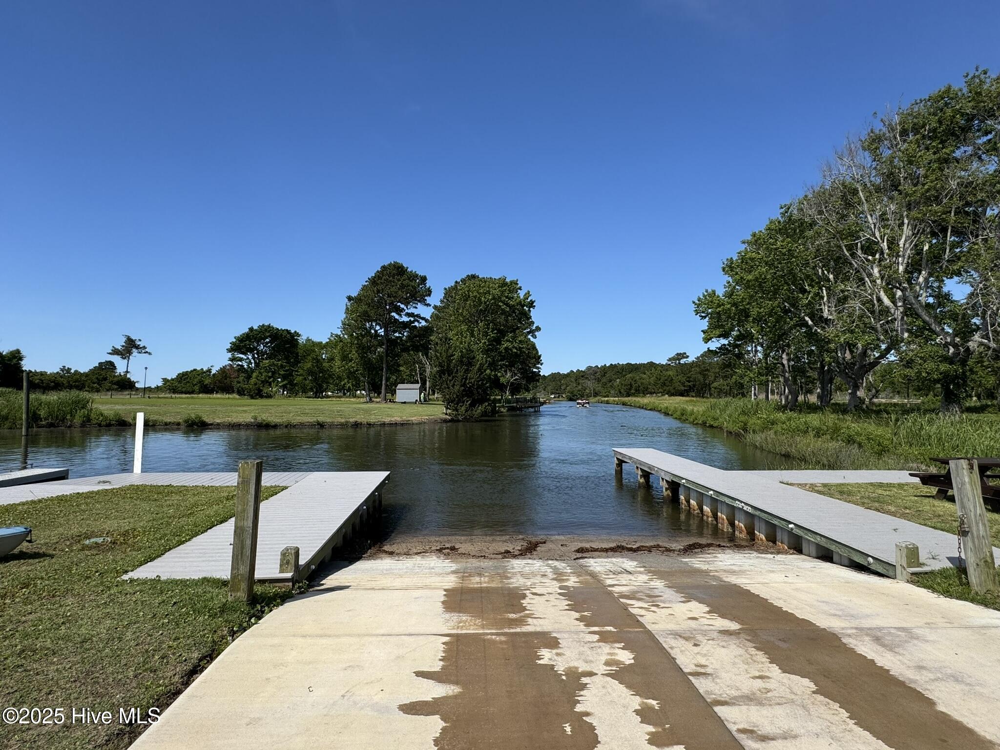 100509634 | Photo 58