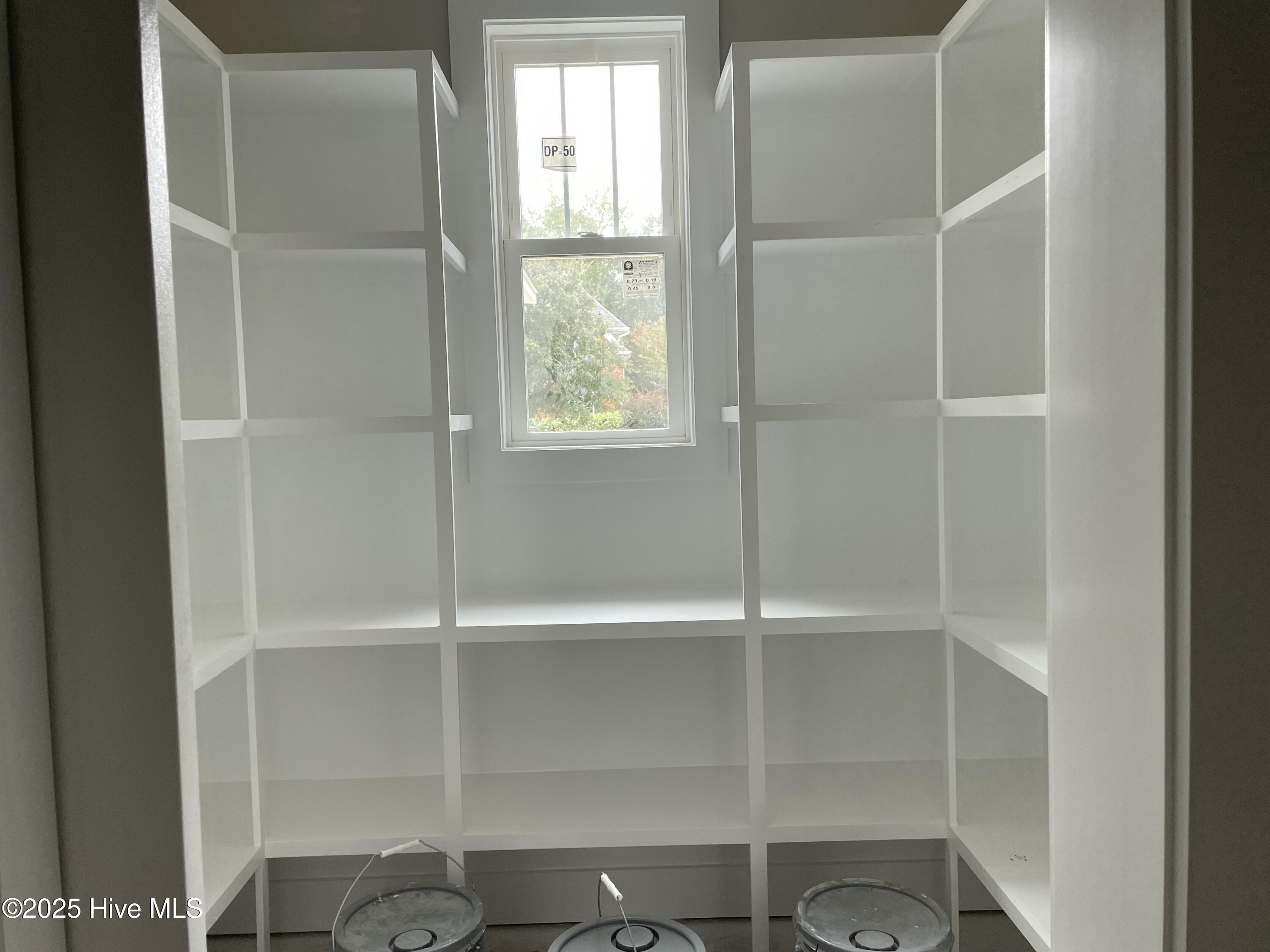 100528039 | Photo 13