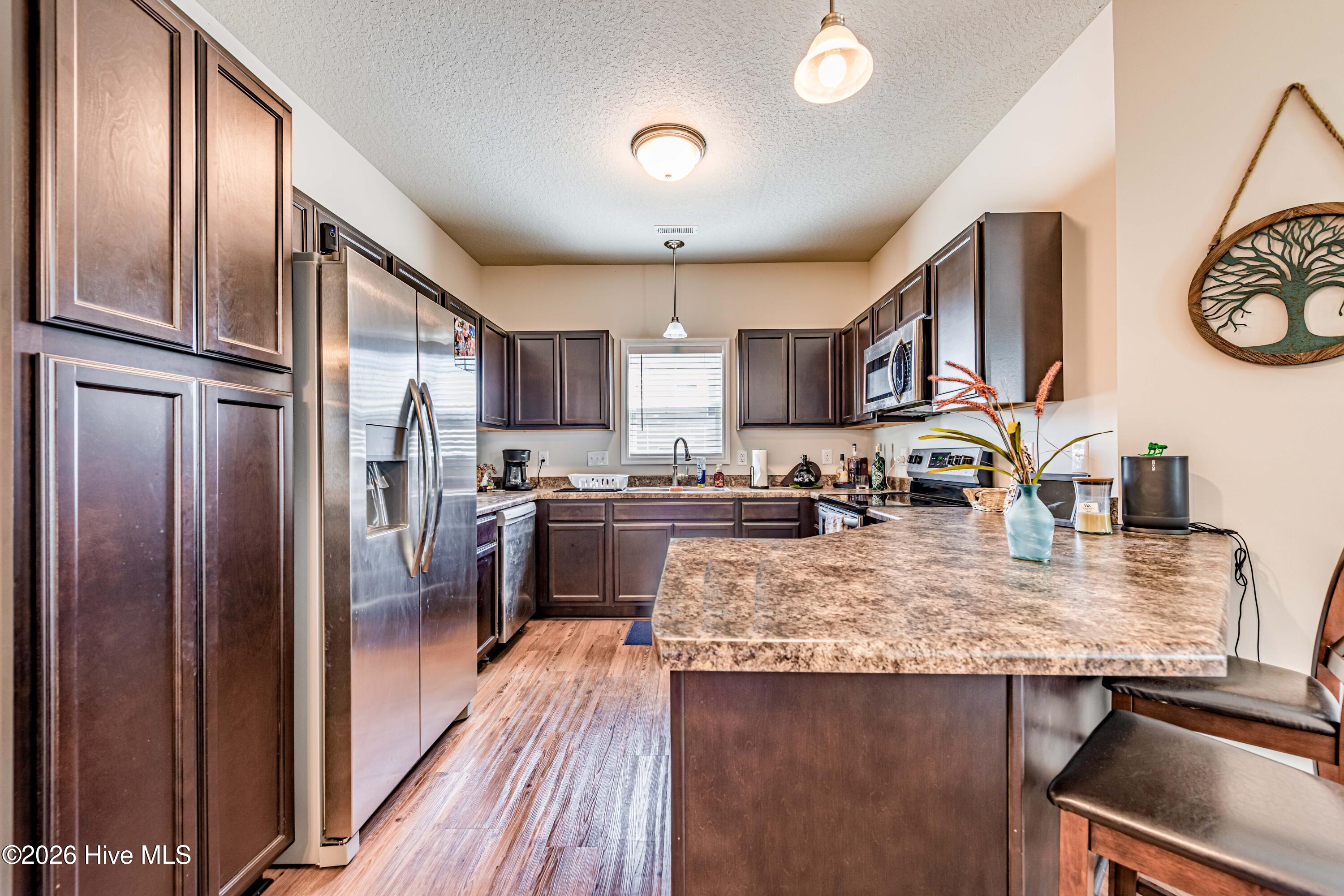 100565496 | Photo 17