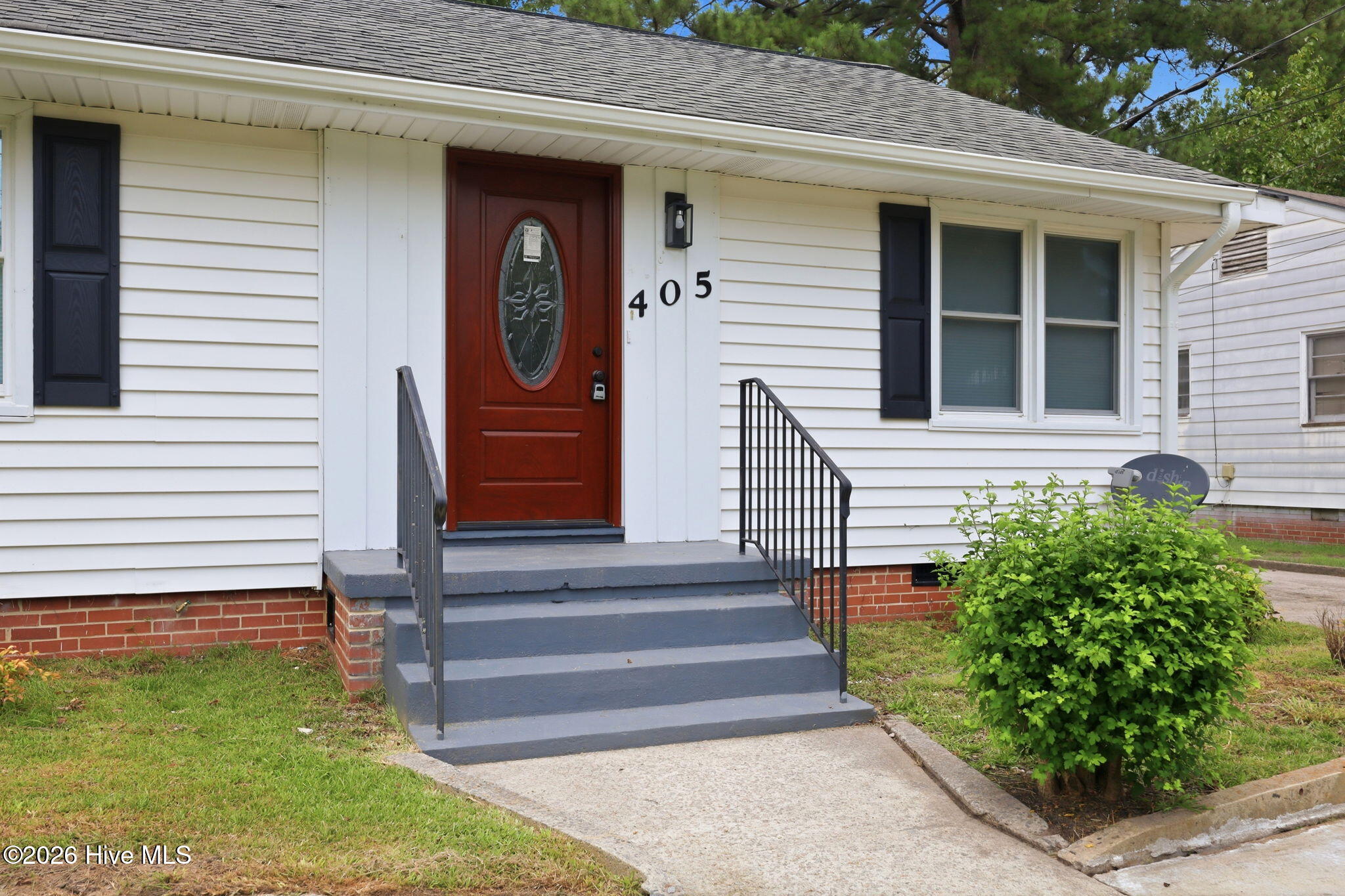 3rd image of 405 Greenview Dr N, Greenville, NC 27834 | MLS# 100591996