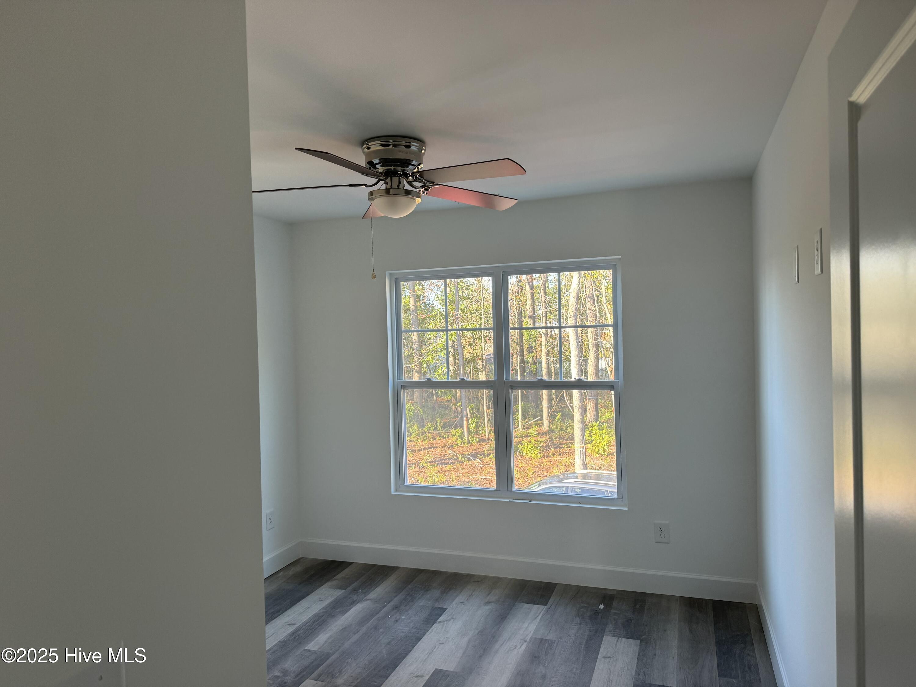 100546666 | Photo 12