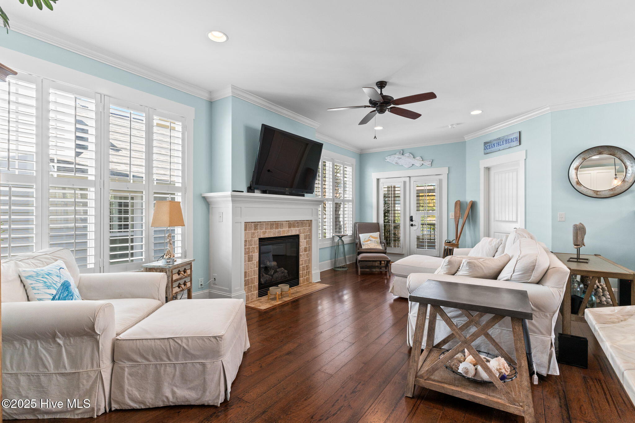 100536977 | Photo 16