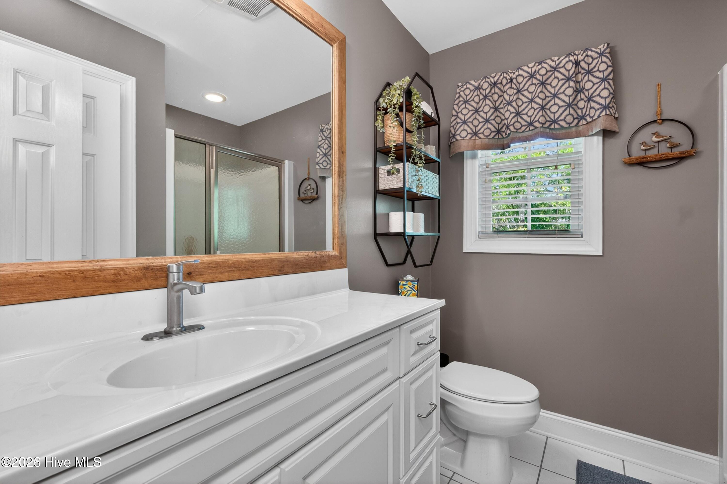 100567726 | Photo 31