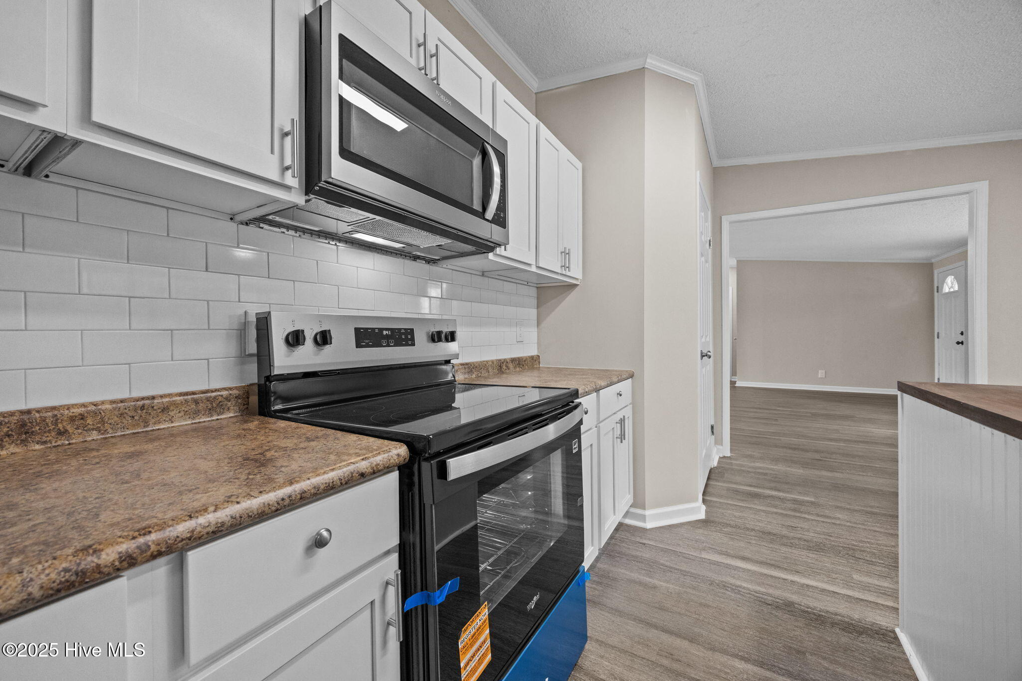 100538807 | Photo 21