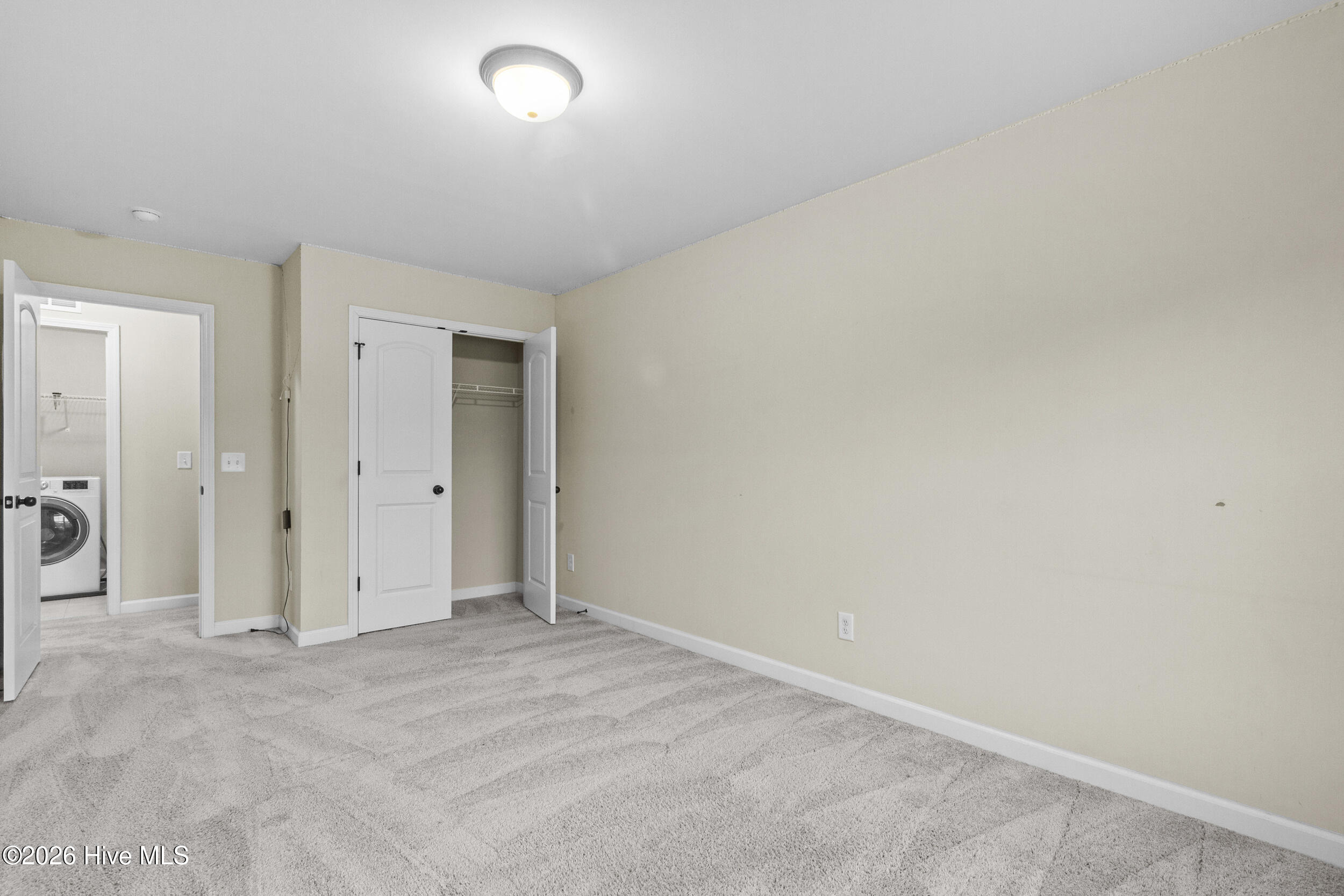 100552565 | Photo 22