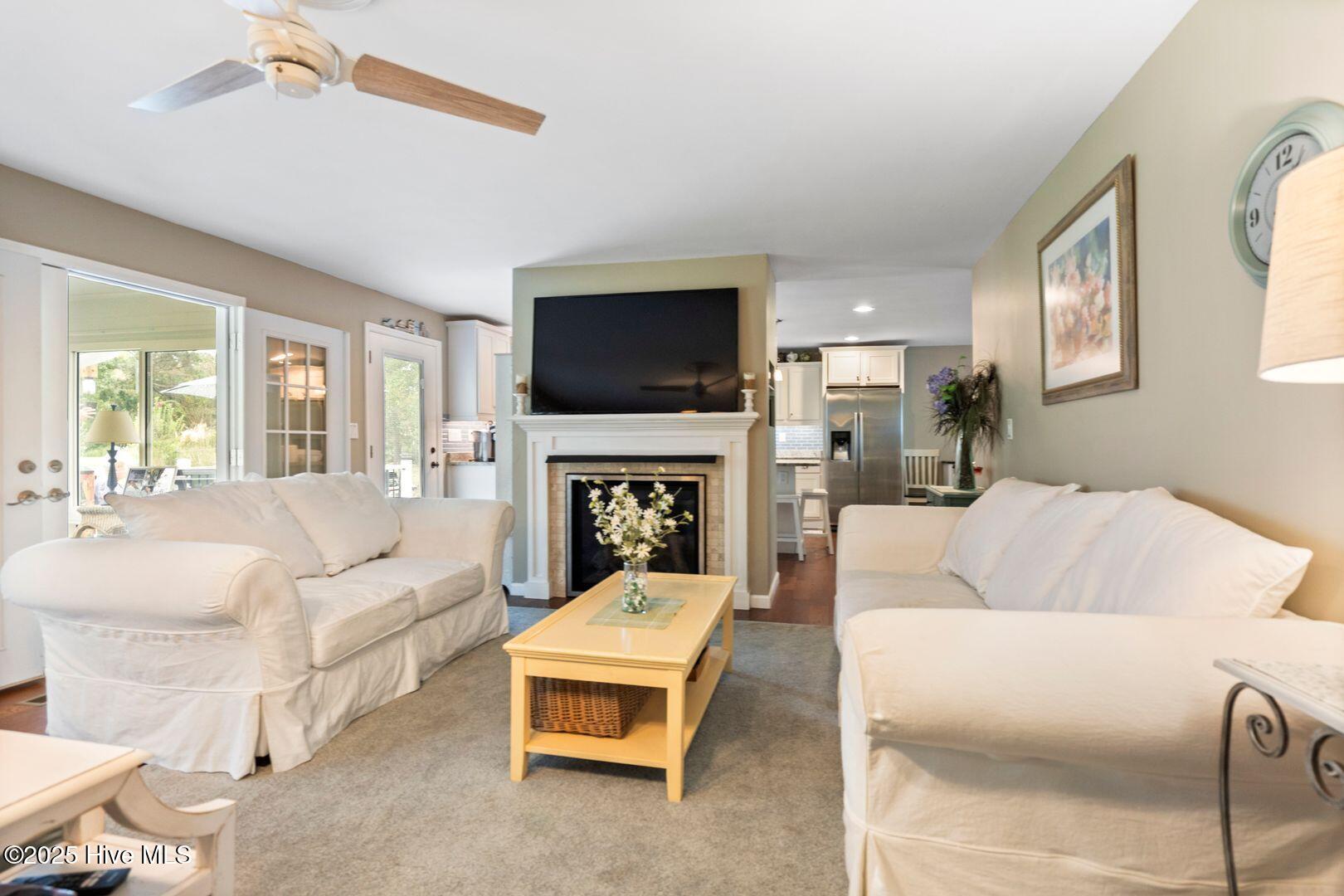 100531980 | Photo 11