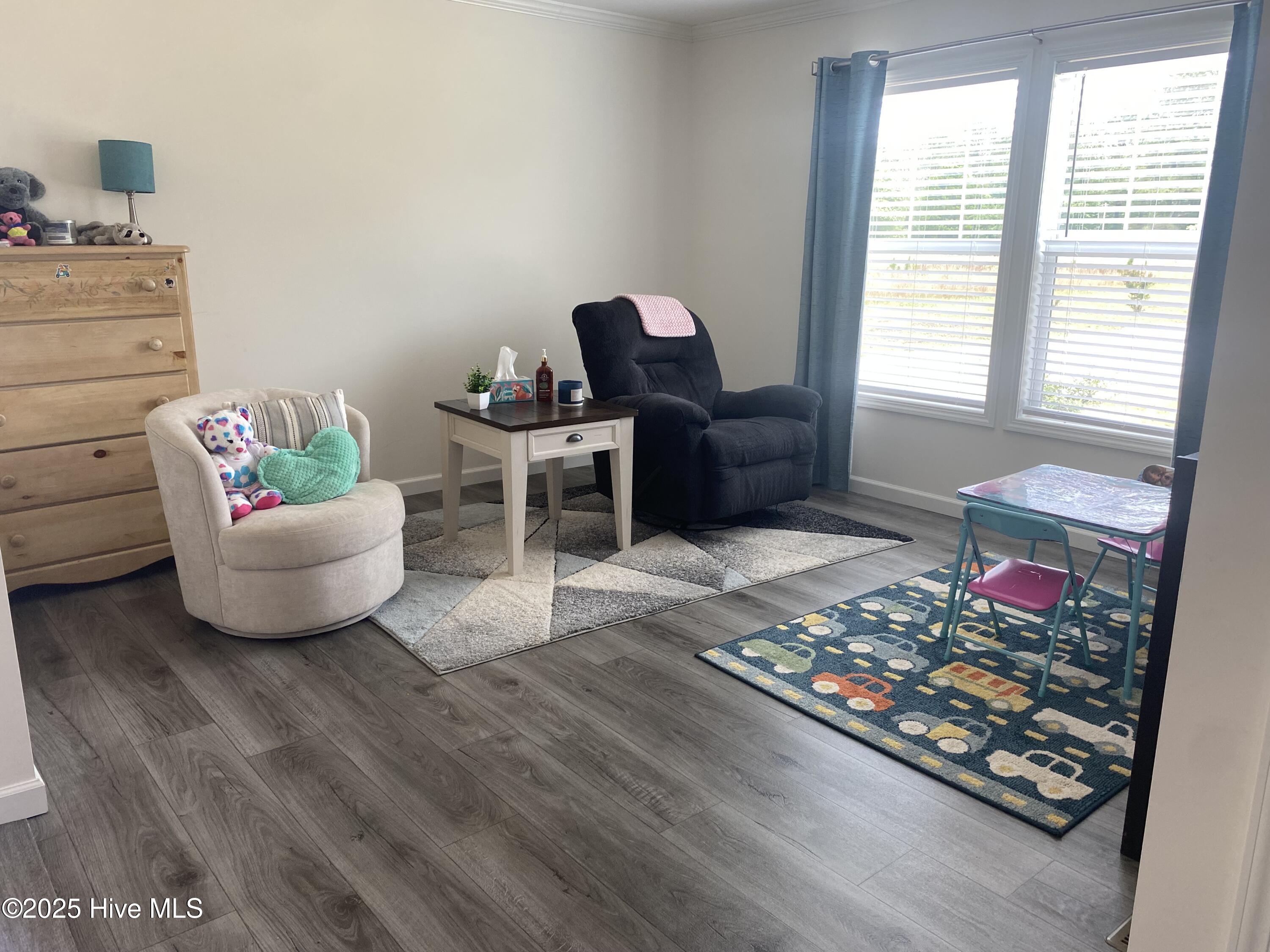 100549278 | Photo 18