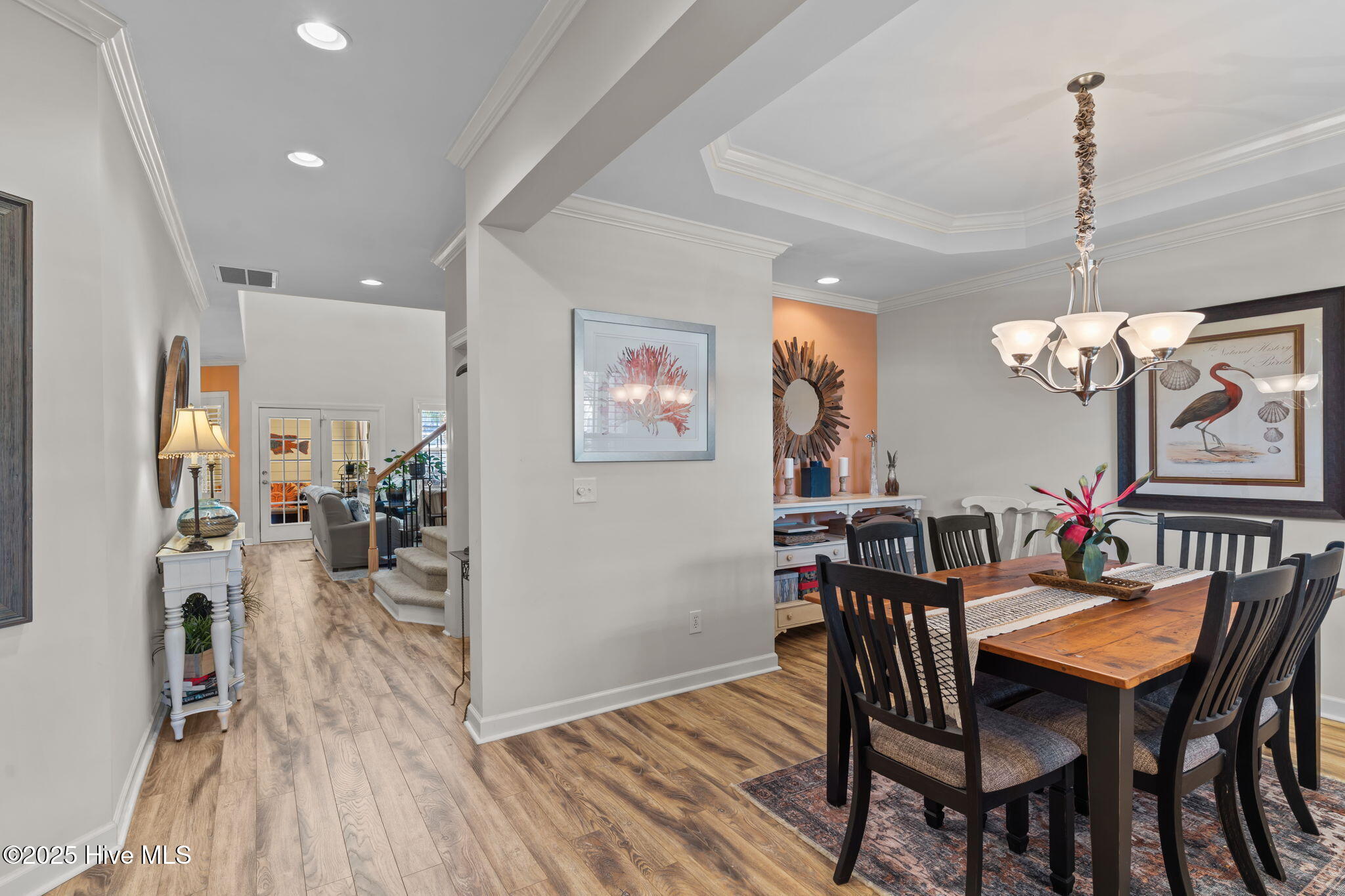 100540381 | Photo 13