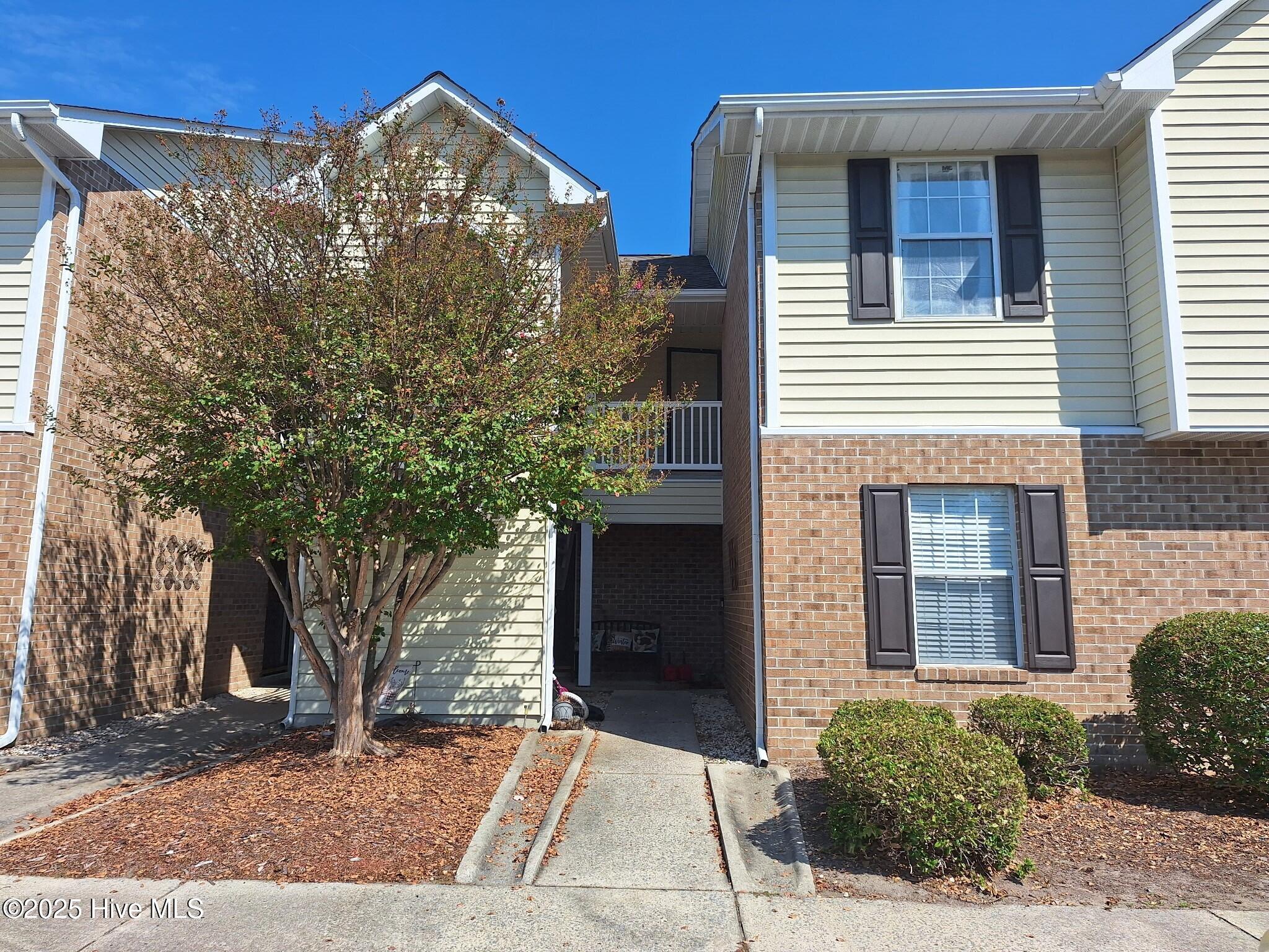 Mulberry Lane 2912 E (1)