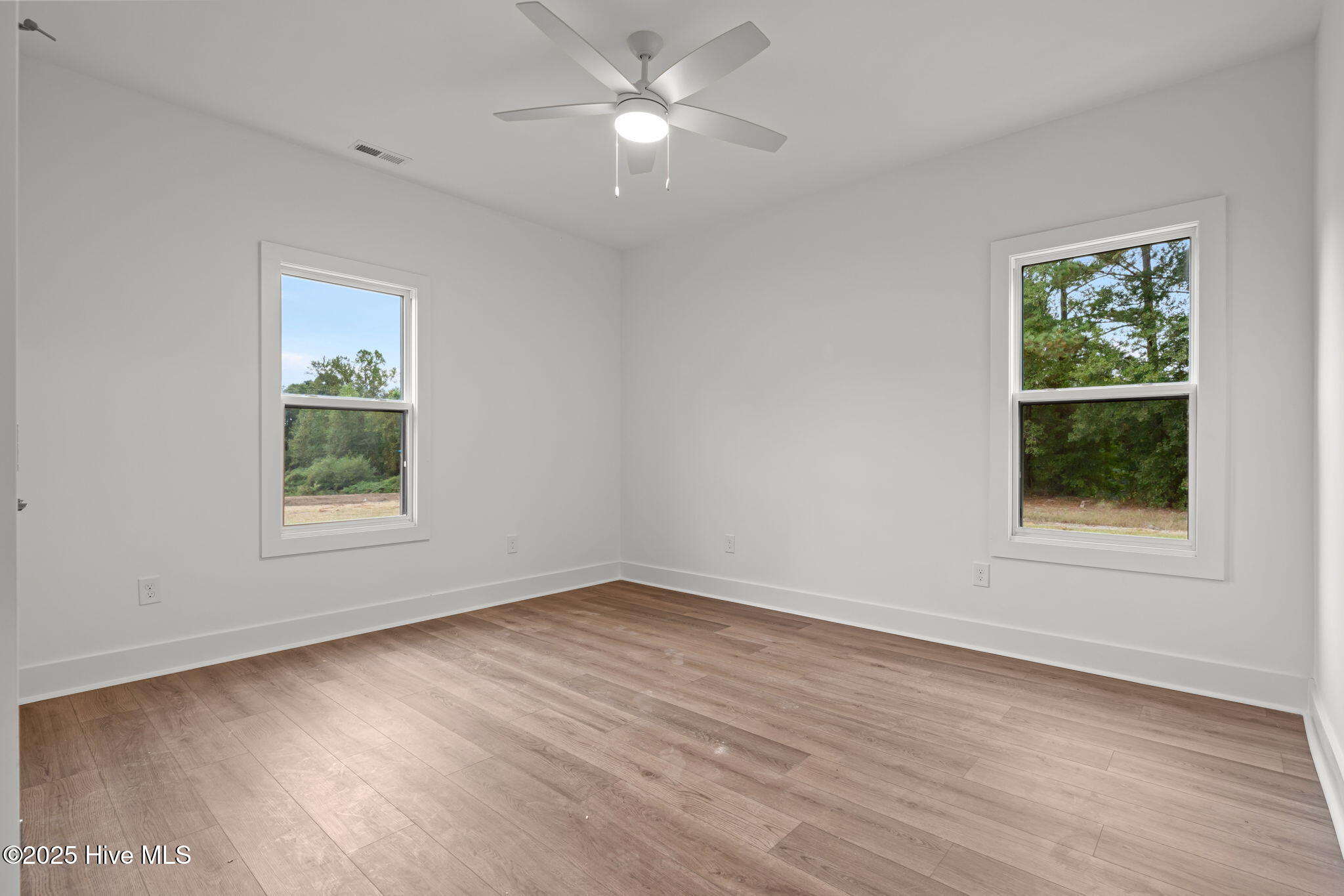 1099 Ring Road