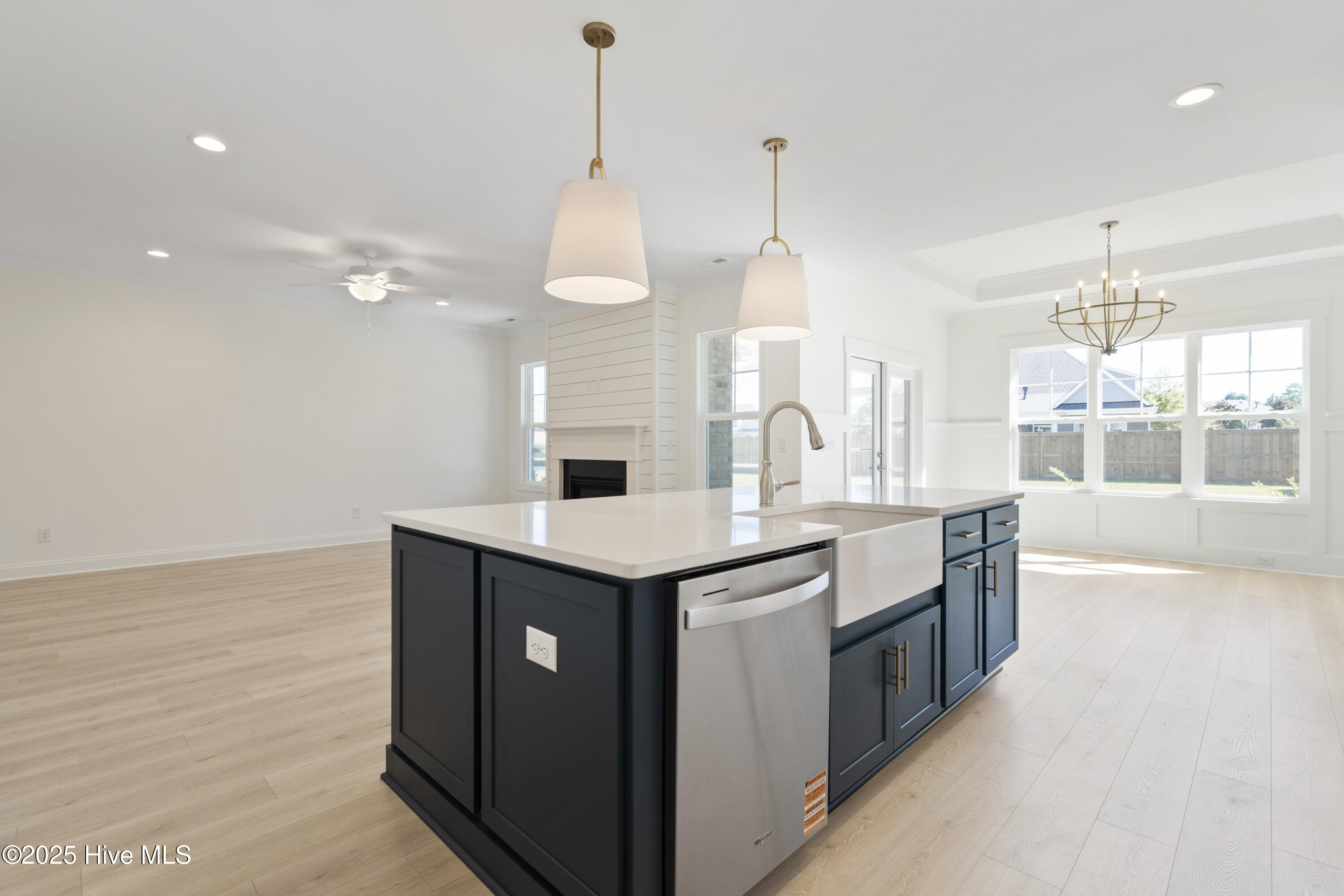 100517752 | Photo 10