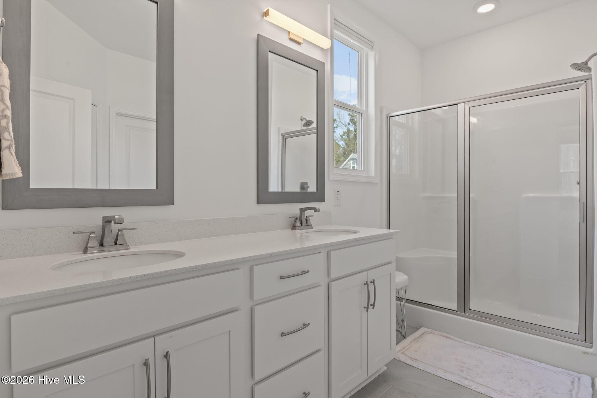 25-web-or-mls-AZ3A2499