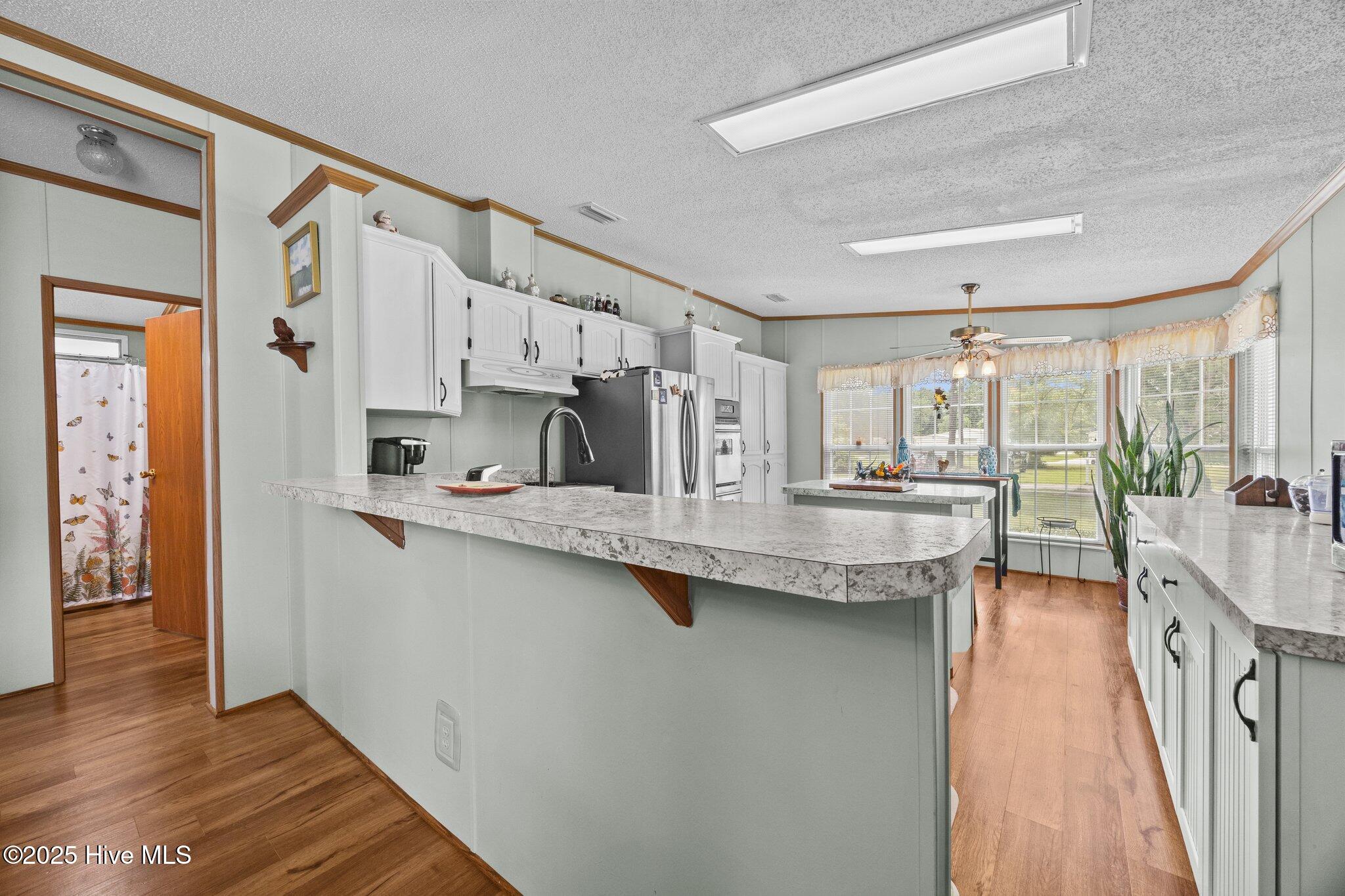 100514117 | Photo 14