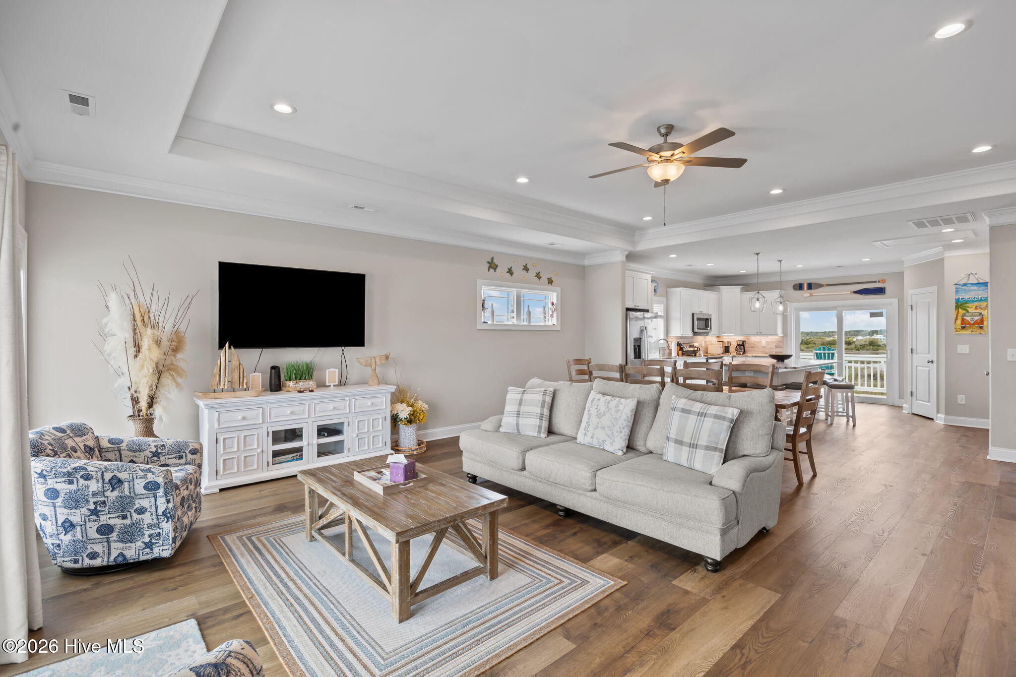 100565751 | Photo 29