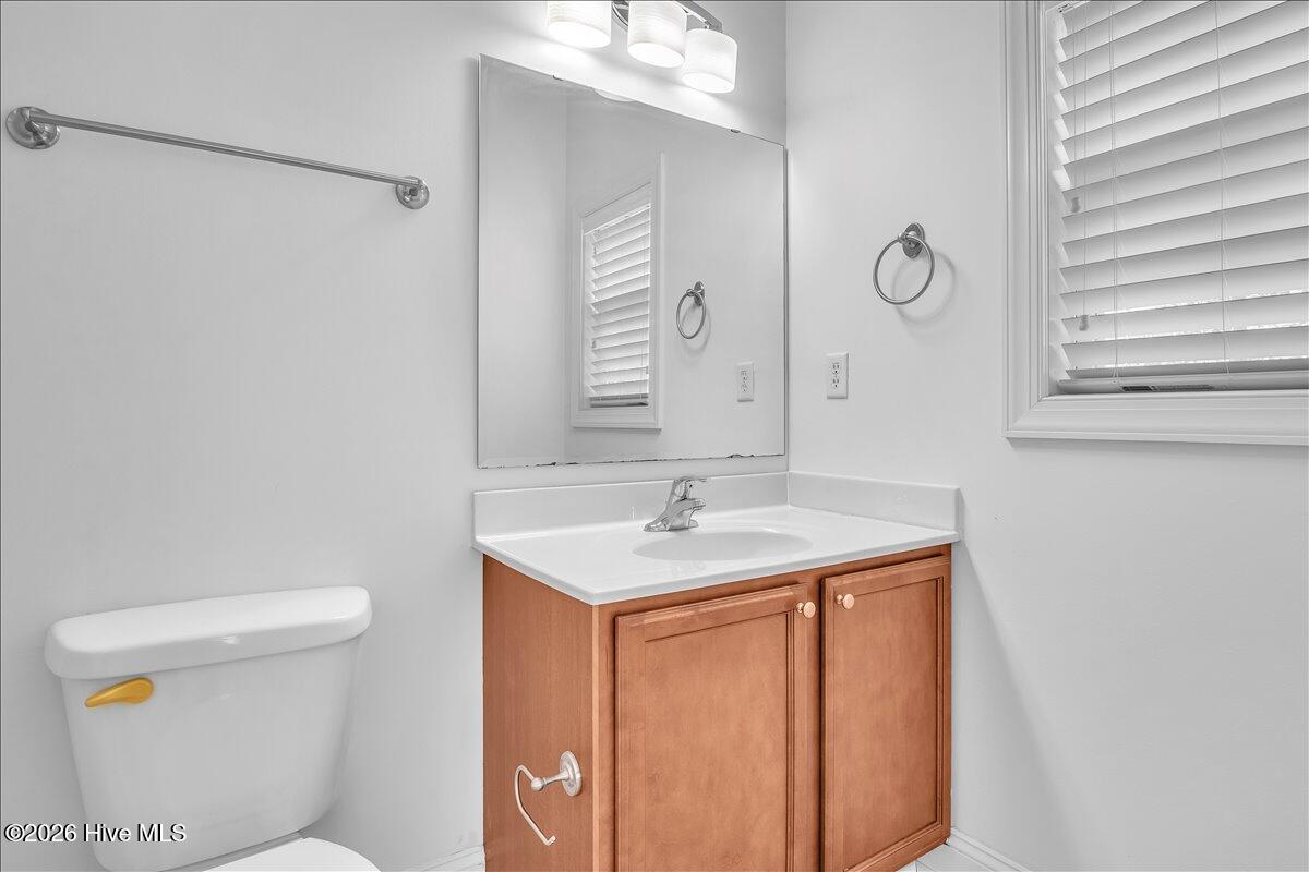 100567223 | Photo 29