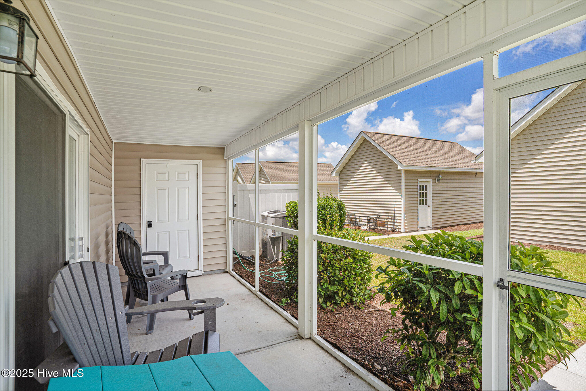 100520247 | Photo 31