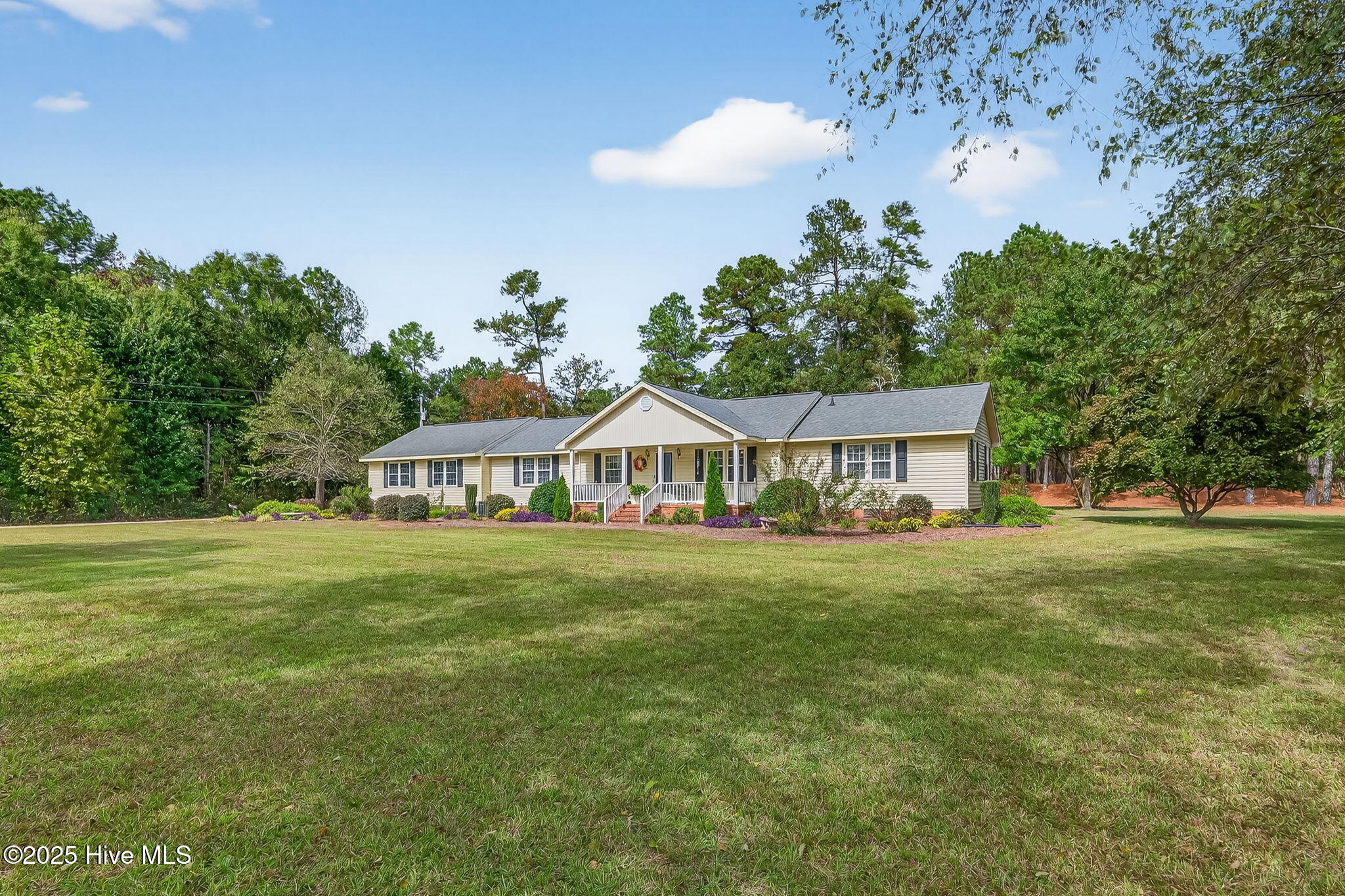 Homes for sale in La Grange, NC | 5130 Aldridge Store Rd, La Grange, NC 28551 | MLS# 100534465