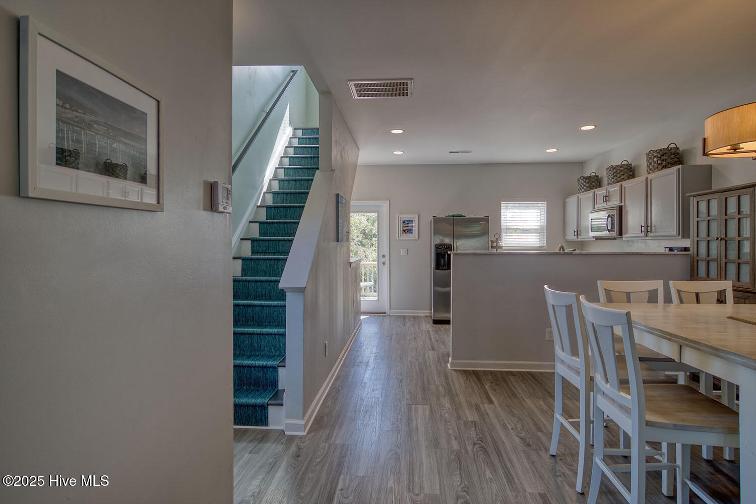 100495434 | Photo 18