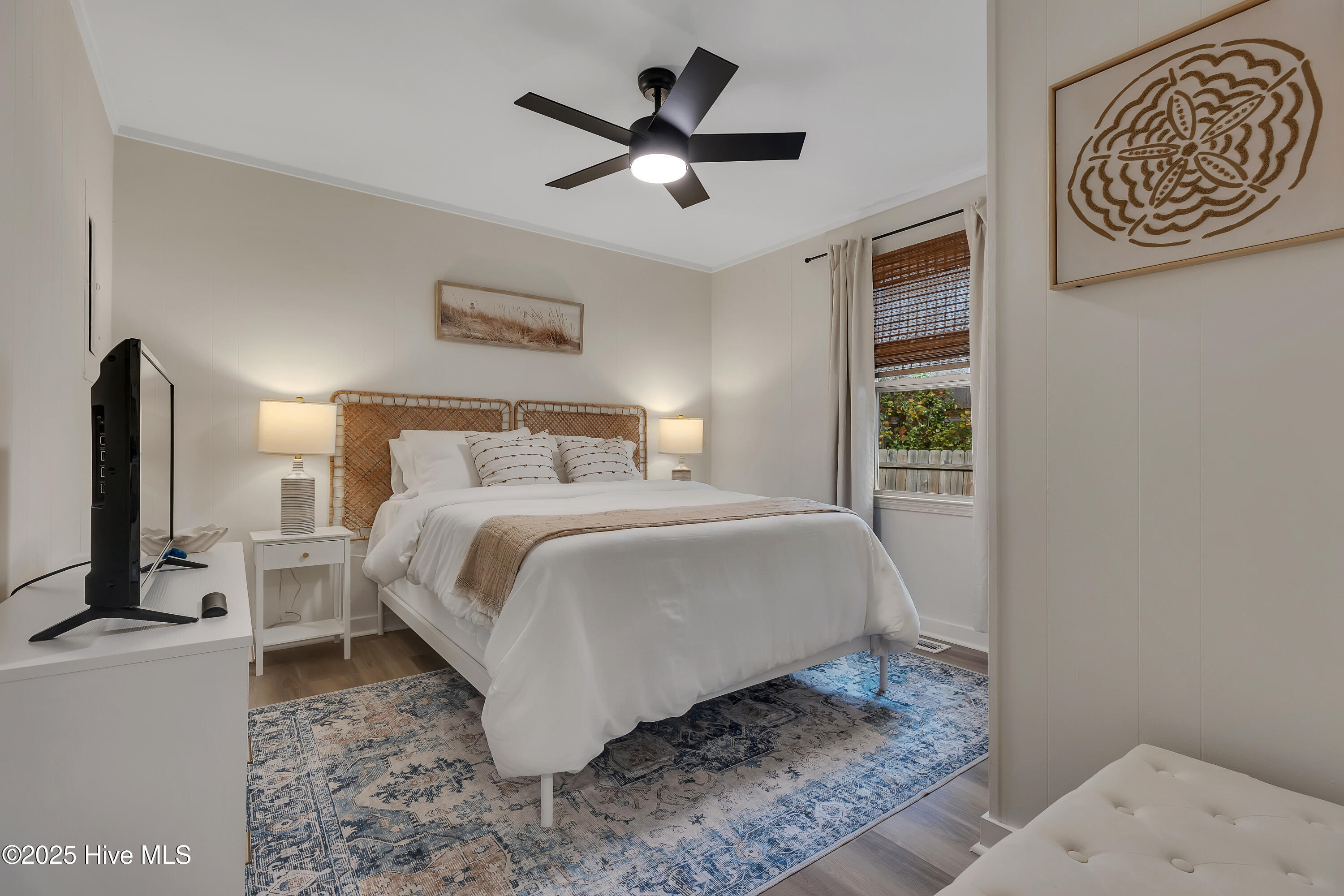 100540194 | Photo 21