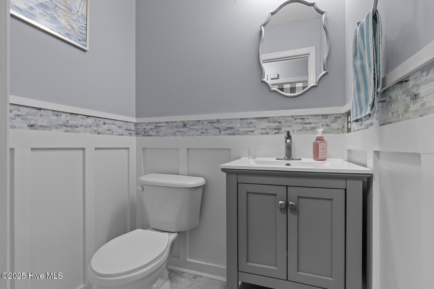 100531310 | Photo 17