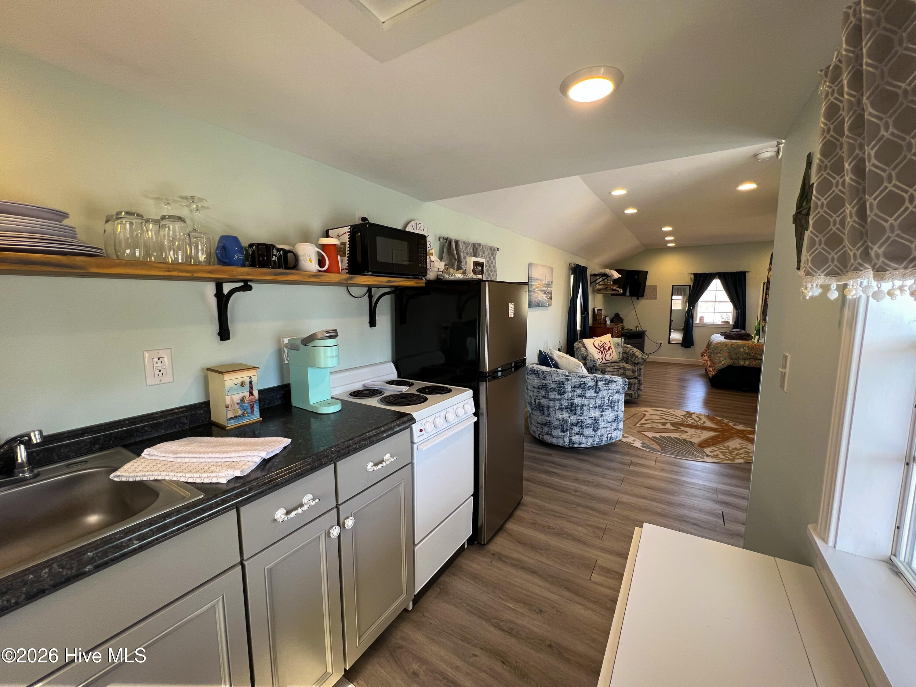 402 Hodges Street, Oriental, NC, 28571