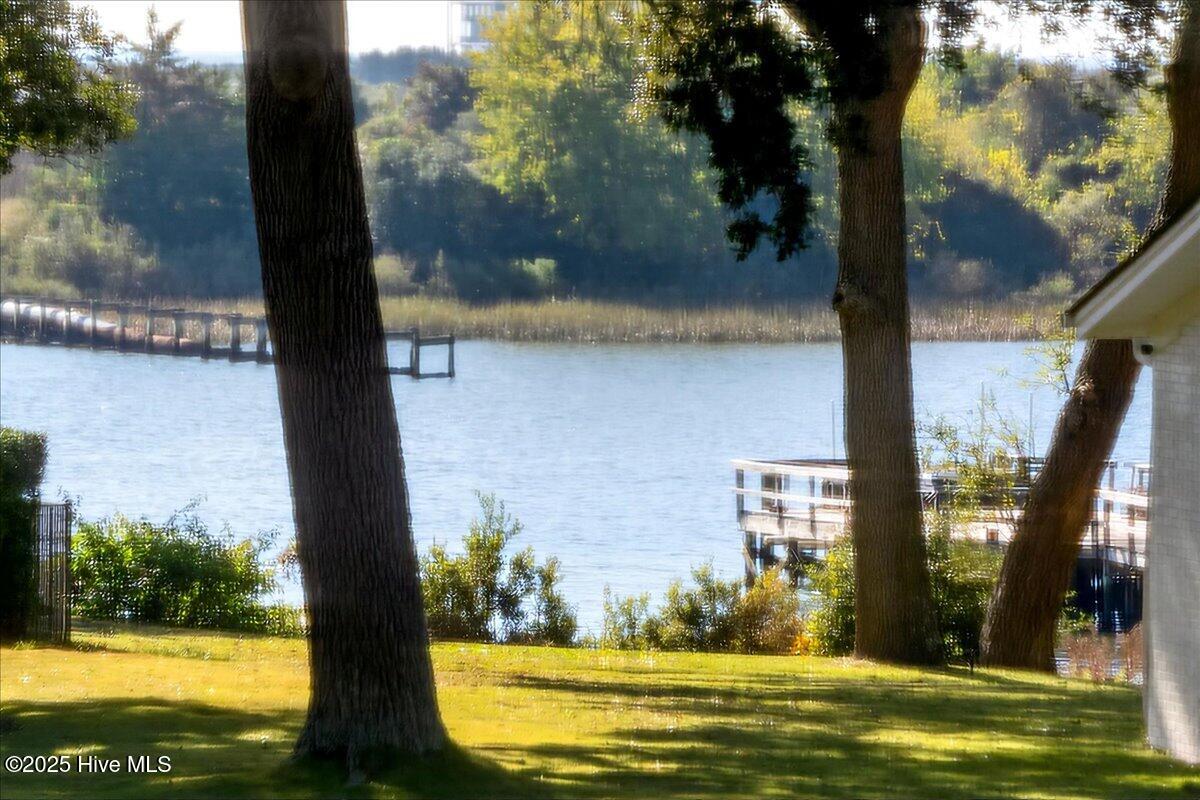 100540409 | Photo 67