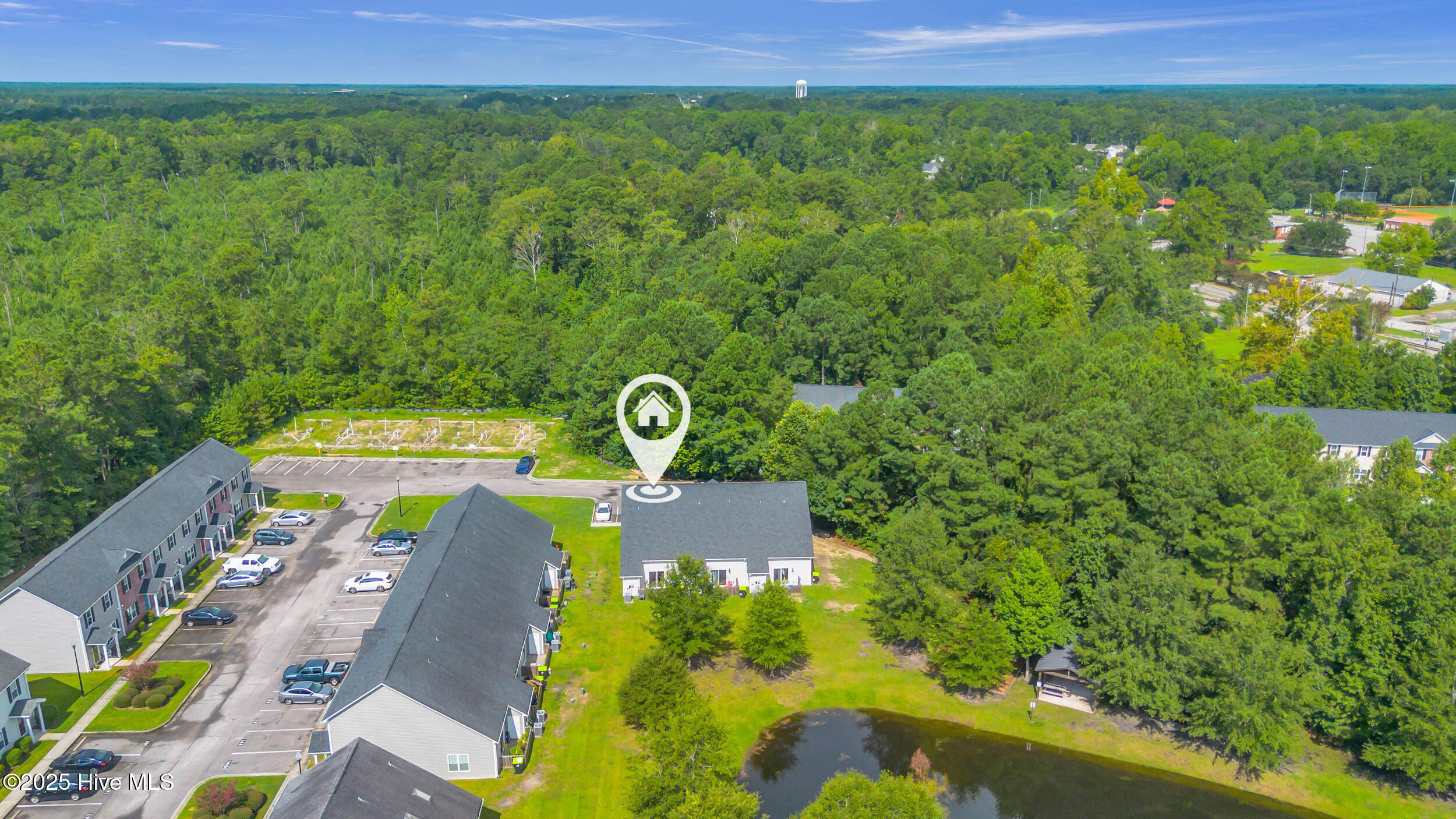 100549260 | Photo 42