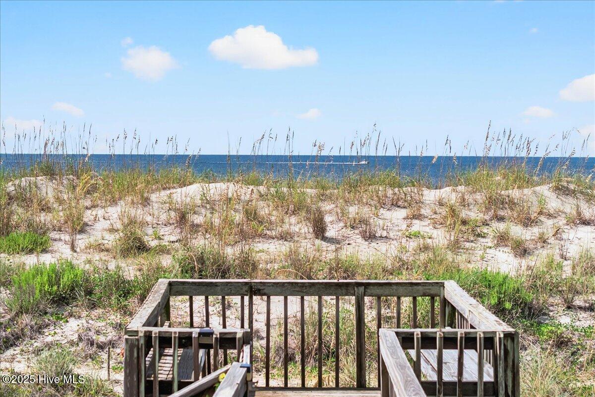 100521504 | Photo 50