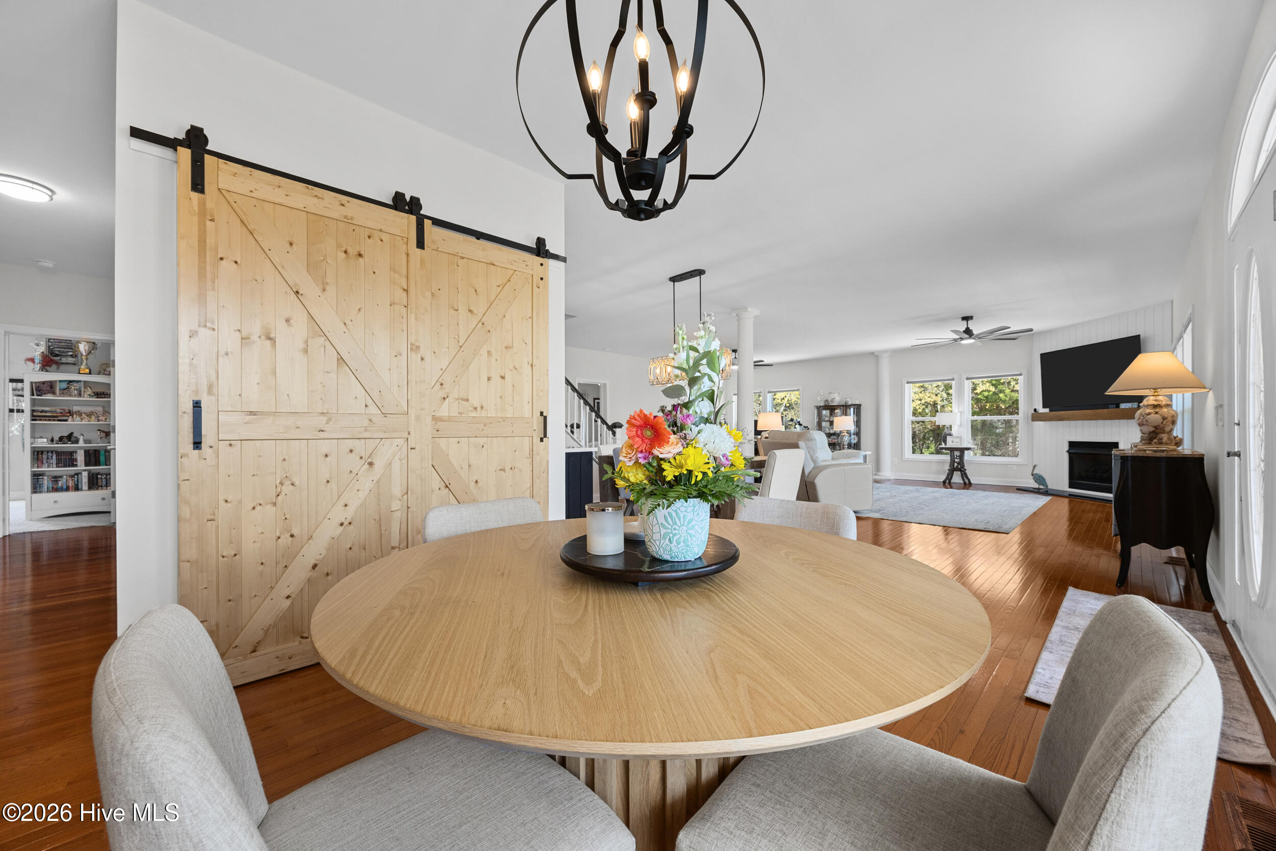 100567542 | Photo 17