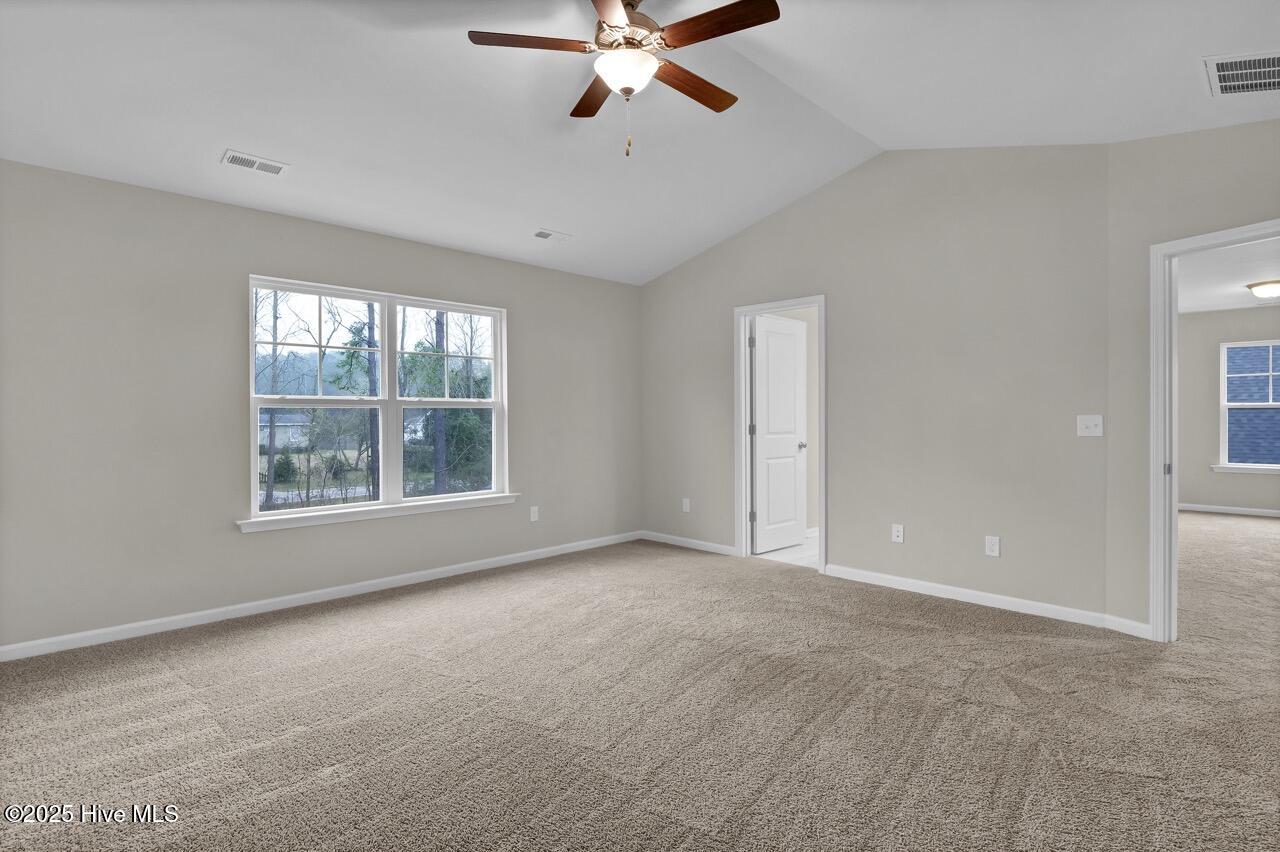 100543340 | Photo 30