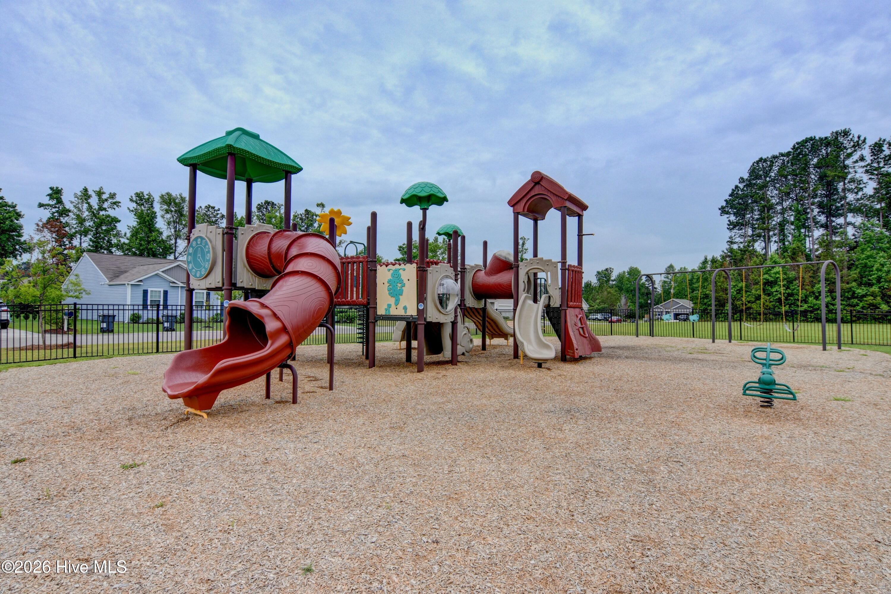 100557551 | Photo 28