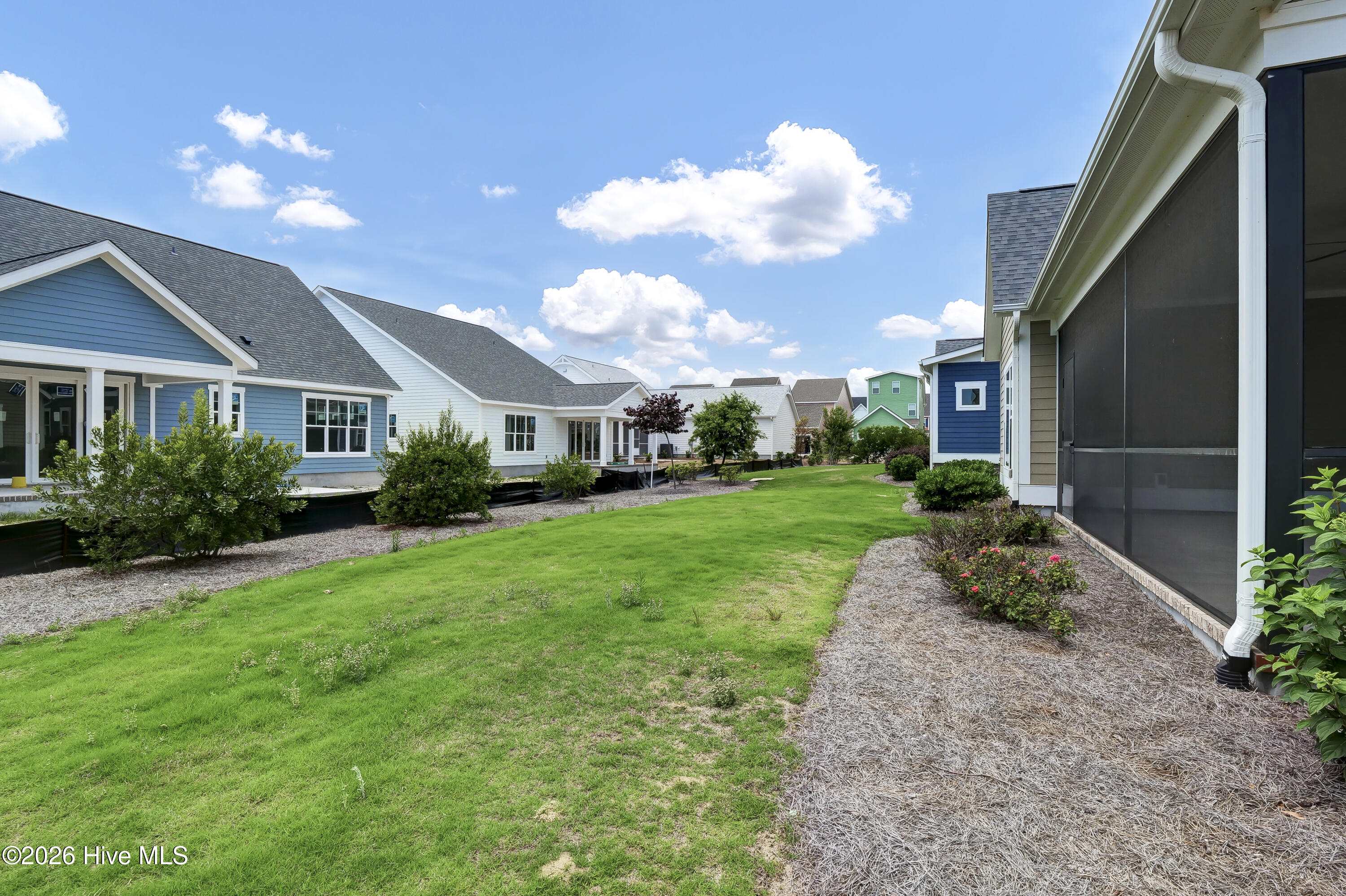 100560216 | Photo 21