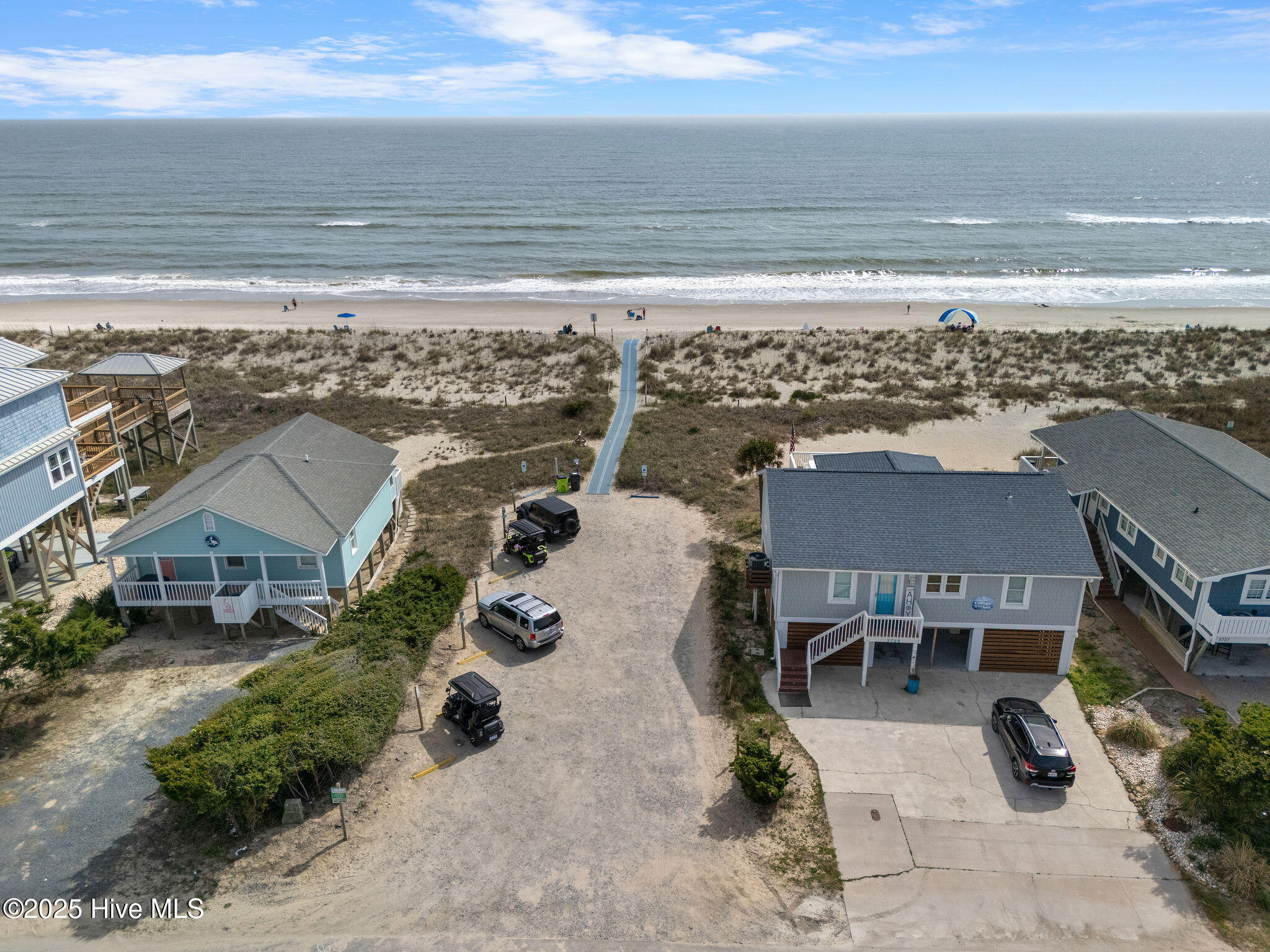 100538063 | Photo 88